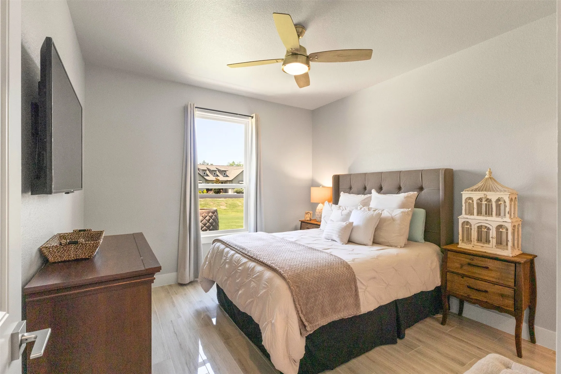 Single Family Residence For Sale in Parker County , 628 Winkler Way, Springtown, Texas 76082, 3 Bedroom, 3 Bathroom, 3 Garage spaces, 2,332 Sqft, built in 2022, mls#21318115, Real Estate Agent in Springtown, Homes For Sale in Parker county, Homes For Sale in Springtown, Realtor in Springtown Texas, Real Estate Brokerage Independent Realty Texas, Luminita Cordes Realtor