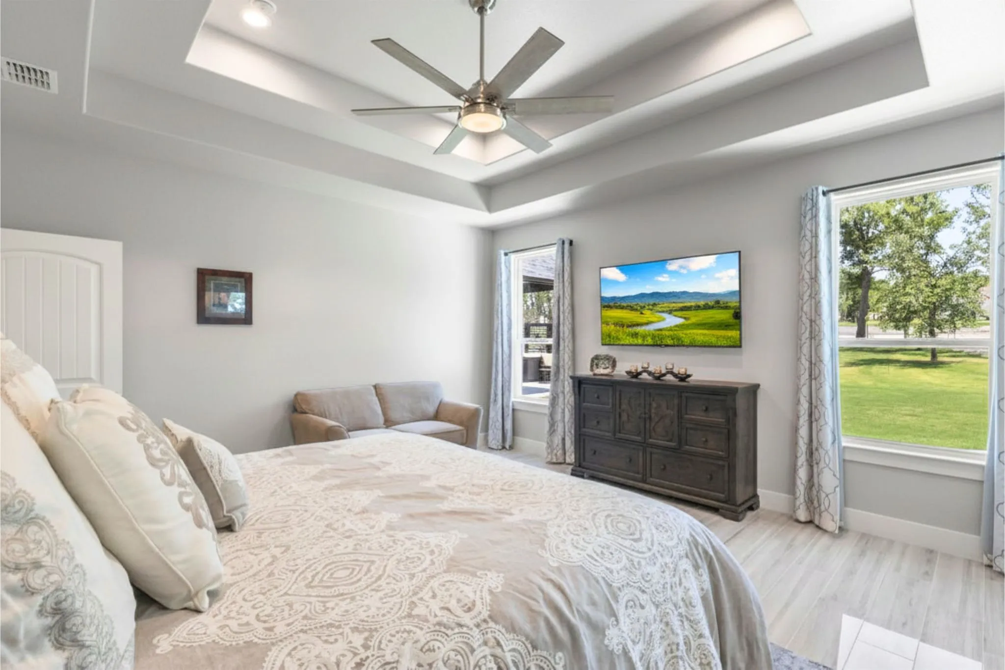 Single Family Residence For Sale in Parker County , 628 Winkler Way, Springtown, Texas 76082, 3 Bedroom, 3 Bathroom, 3 Garage spaces, 2,332 Sqft, built in 2022, mls#21318115, Real Estate Agent in Springtown, Homes For Sale in Parker county, Homes For Sale in Springtown, Realtor in Springtown Texas, Real Estate Brokerage Independent Realty Texas, Luminita Cordes Realtor