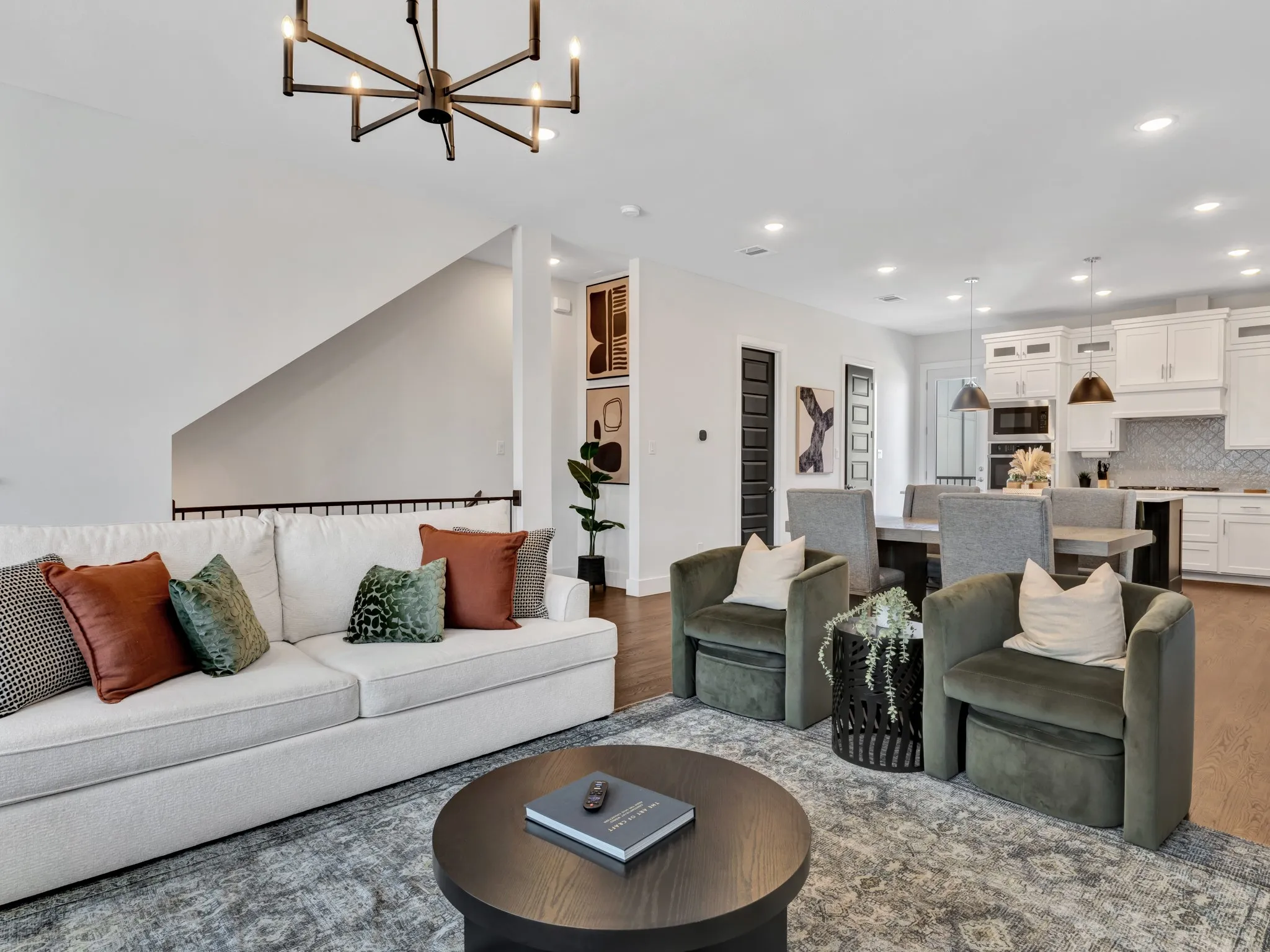 2nd floor living area