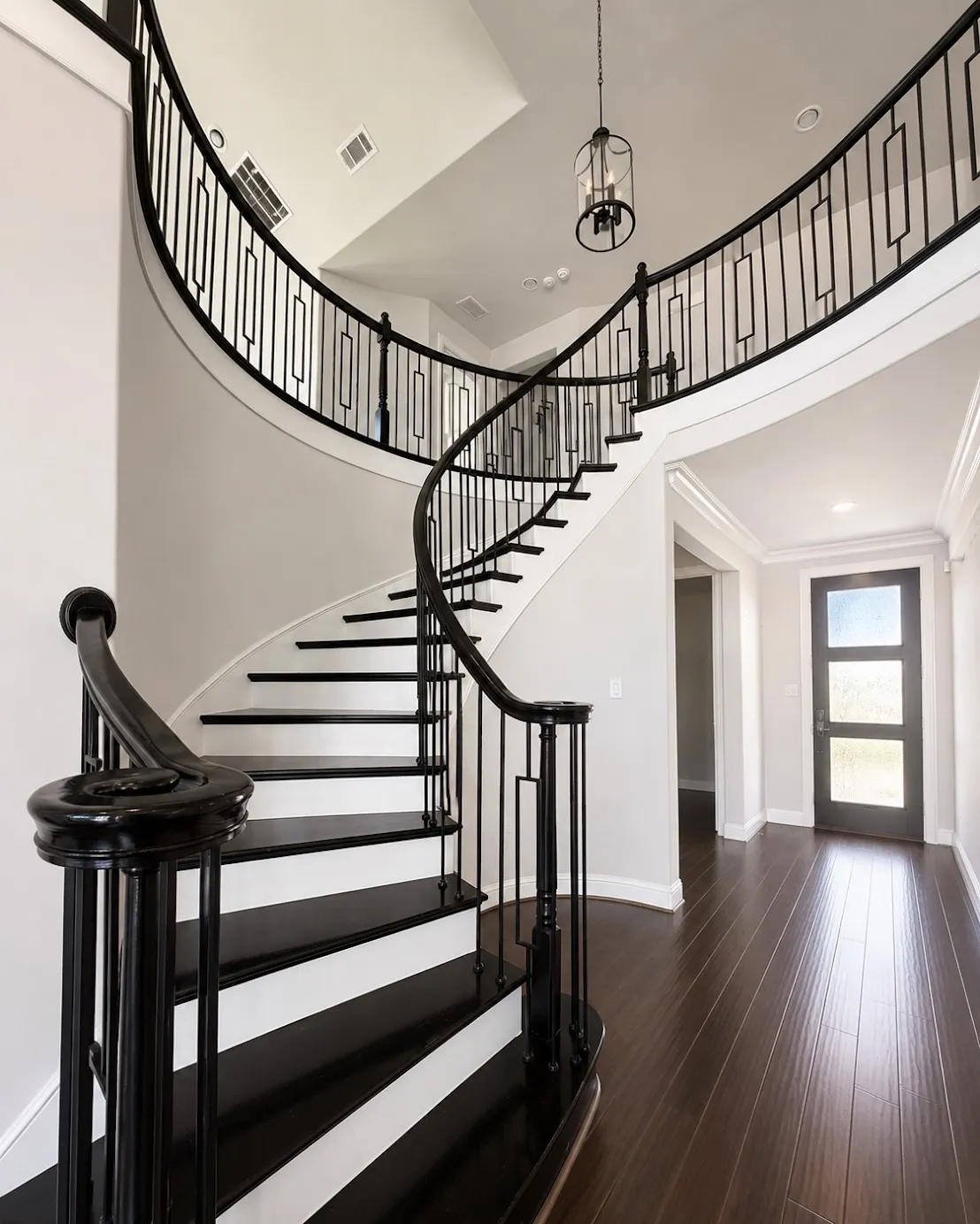 Single Family Residence For Sale in Collin County , 2916 Fountain Park Drive, Celina, Texas 75009, 5 Bedroom, 5 Bathroom, 3 Garage spaces, 4,349 Sqft, built in 2022, mls#21319689, Real Estate Agent in Celina, Homes For Sale in Collin county, Homes For Sale in Celina, Realtor in Celina Texas, Real Estate Brokerage Independent Realty Texas, Luminita Cordes Realtor