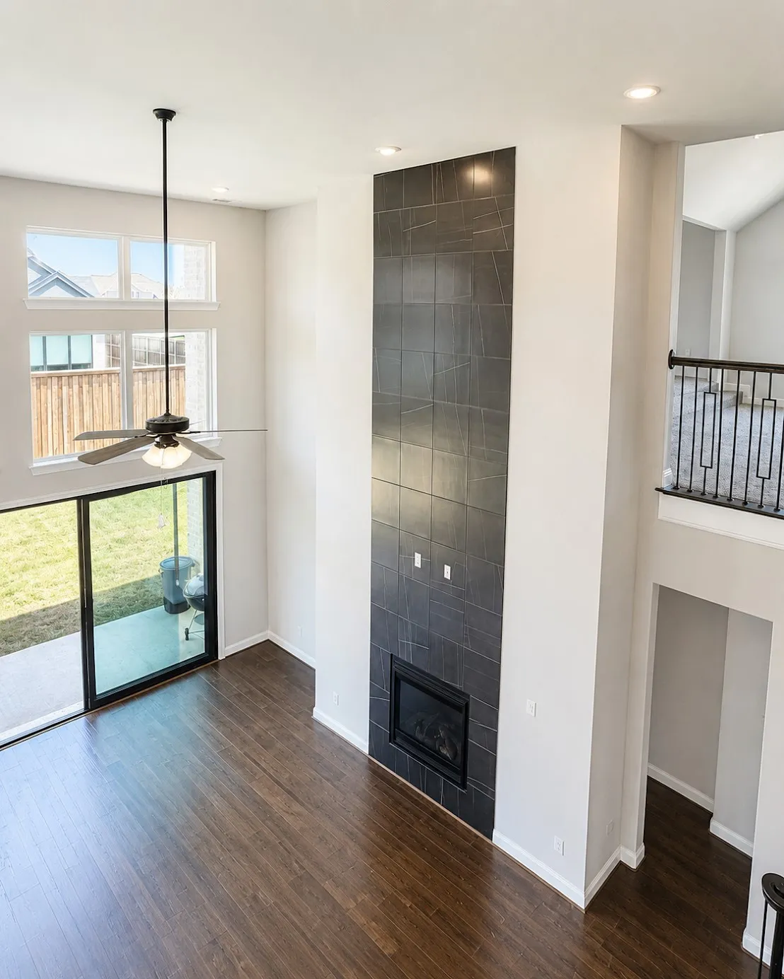 Single Family Residence For Sale in Collin County , 2916 Fountain Park Drive, Celina, Texas 75009, 5 Bedroom, 5 Bathroom, 3 Garage spaces, 4,349 Sqft, built in 2022, mls#21319689, Real Estate Agent in Celina, Homes For Sale in Collin county, Homes For Sale in Celina, Realtor in Celina Texas, Real Estate Brokerage Independent Realty Texas, Luminita Cordes Realtor