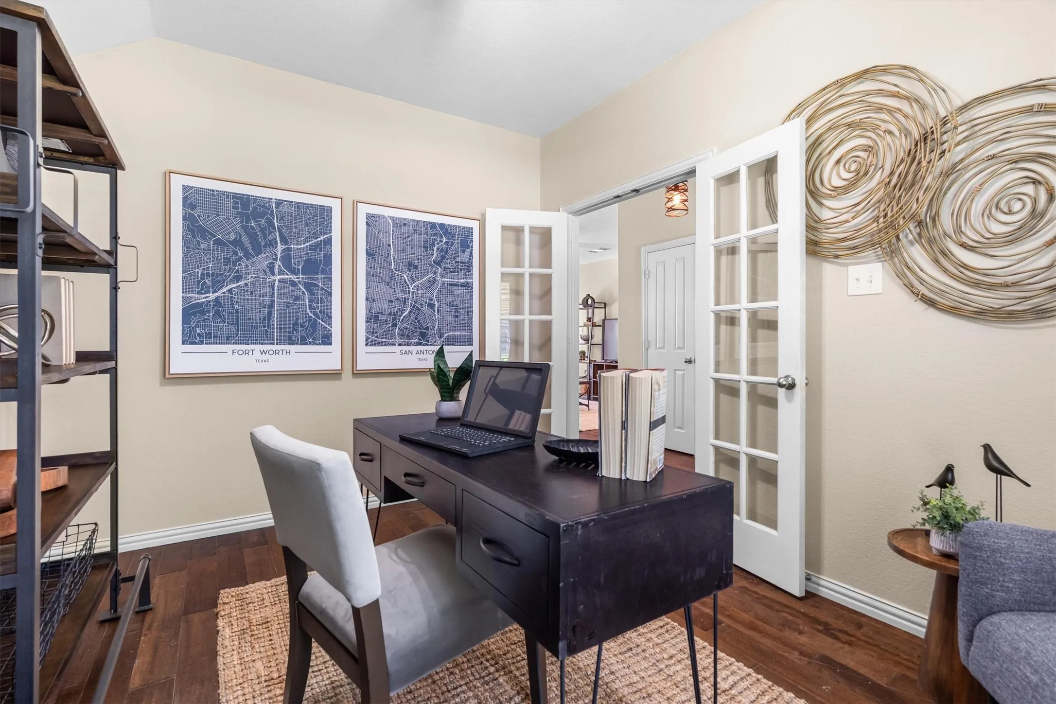 Single Family Residence For Sale in Denton County , 815 Horizon Ridge Circle, Little Elm, Texas 75068, 3 Bedroom, 2 Bathroom, 2 Garage spaces, 1,526 Sqft, built in 2008, mls#21316168, Real Estate Agent in Little Elm, Homes For Sale in Denton county, Homes For Sale in Little Elm, Realtor in Little Elm Texas, Real Estate Brokerage Independent Realty Texas, Luminita Cordes Realtor
