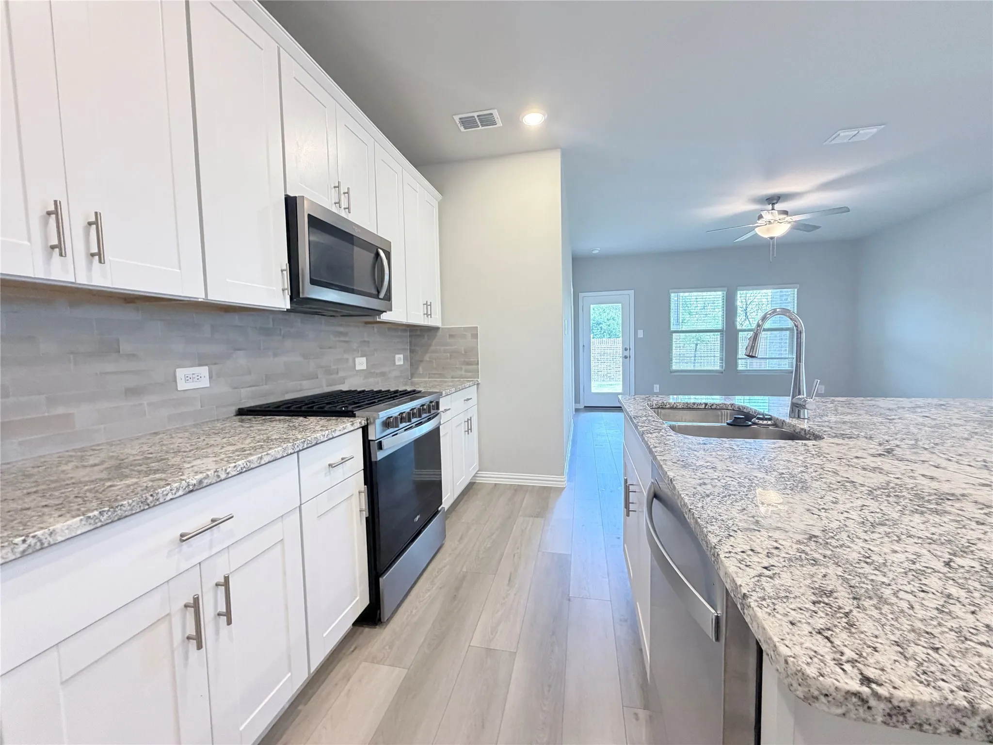 Single Family Residence For Rent in Collin County , 508 Melody Hill Drive, Princeton, Texas 75071, 3 Bedroom, 2 Bathroom, 2 Garage spaces, 1,318 Sqft, built in 2025, mls#21319710, Real Estate Agent in Princeton, Homes For Rent in Collin county, Homes For Rent in Princeton, Realtor in Princeton Texas, Real Estate Brokerage Independent Realty Texas, Luminita Cordes Realtor