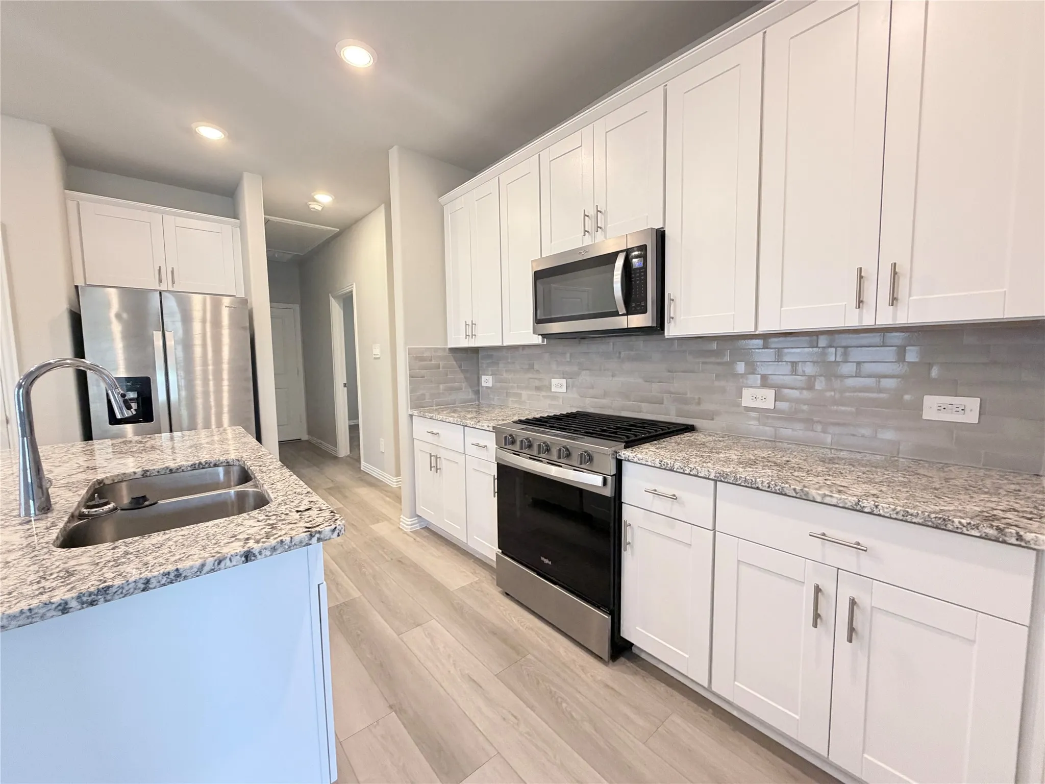 Single Family Residence For Rent in Collin County , 508 Melody Hill Drive, Princeton, Texas 75071, 3 Bedroom, 2 Bathroom, 2 Garage spaces, 1,318 Sqft, built in 2025, mls#21319710, Real Estate Agent in Princeton, Homes For Rent in Collin county, Homes For Rent in Princeton, Realtor in Princeton Texas, Real Estate Brokerage Independent Realty Texas, Luminita Cordes Realtor