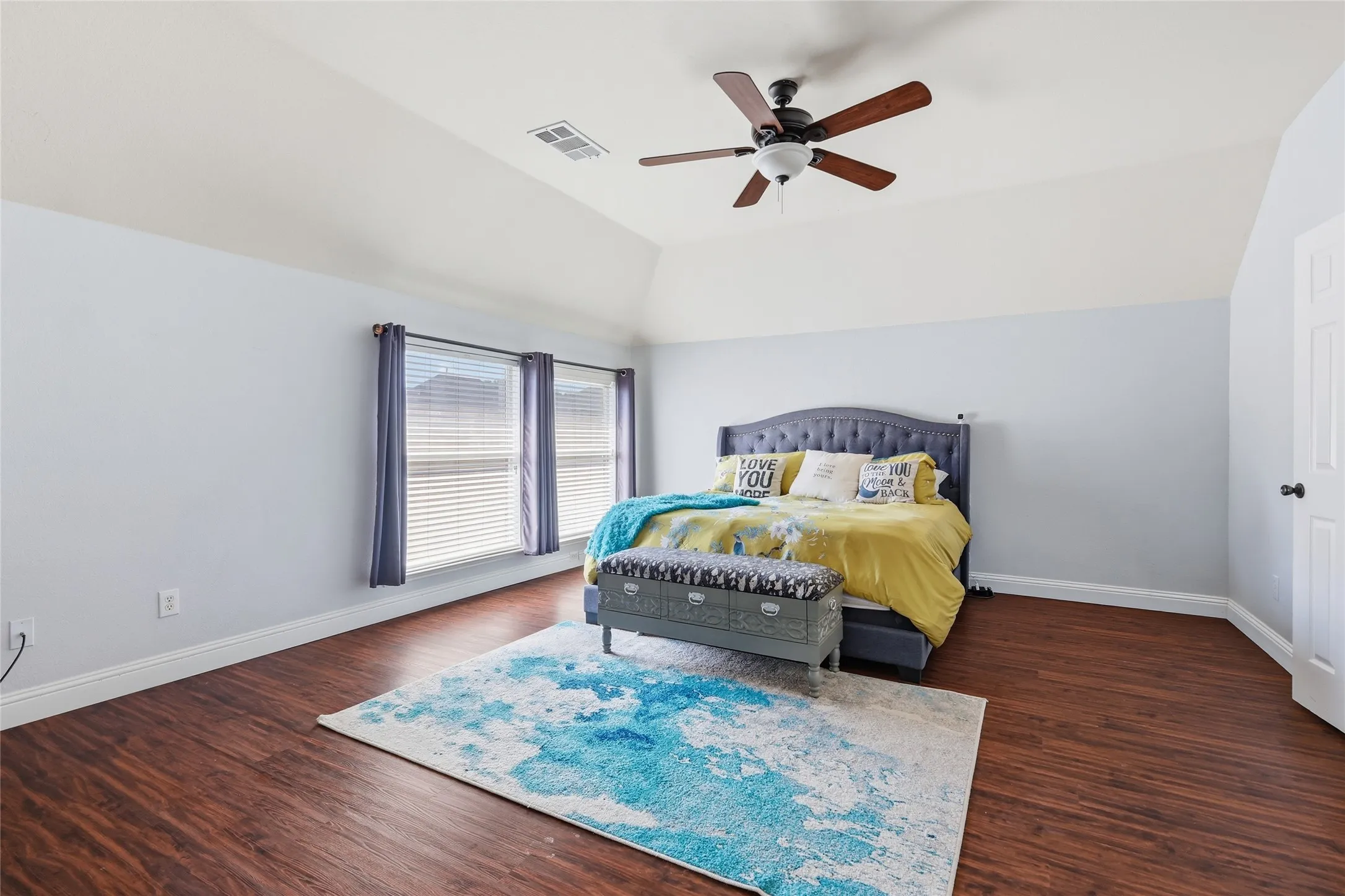 Single Family Residence For Sale in Tarrant County , 1538 Highland Lakes Drive, Keller, Texas 76248, 4 Bedroom, 3 Bathroom, 2 Garage spaces, 3,123 Sqft, built in 1998, mls#21318805, Real Estate Agent in Keller, Homes For Sale in Tarrant county, Homes For Sale in Keller, Realtor in Keller Texas, Real Estate Brokerage Independent Realty Texas, Luminita Cordes Realtor
