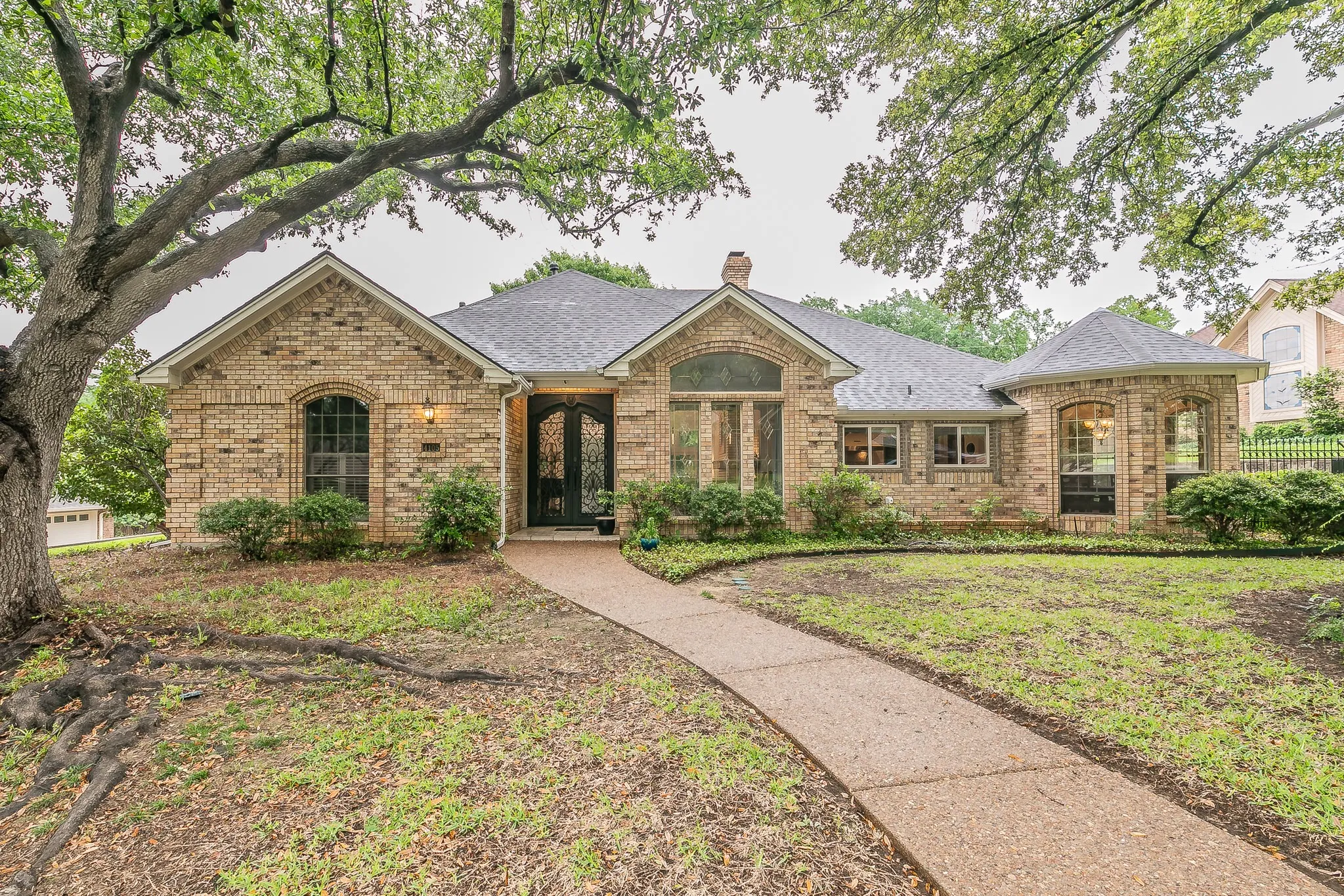 Single Family Residence For Rent in Tarrant County , 4105 Lexington Parkway, Colleyville, Texas 76034, 5 Bedrooms, 3 Bathrooms, 3 Garage spaces, 3,242 Sqft, built in 1987, Price $5,300, mls#21319694, Real Estate Agent in Colleyville, Homes For Rent in Tarrant county, Homes For Rent in Colleyville, Realtor in Colleyville Texas, Real Estate Brokerage Independent Realty Texas, Luminita Cordes Realtor
