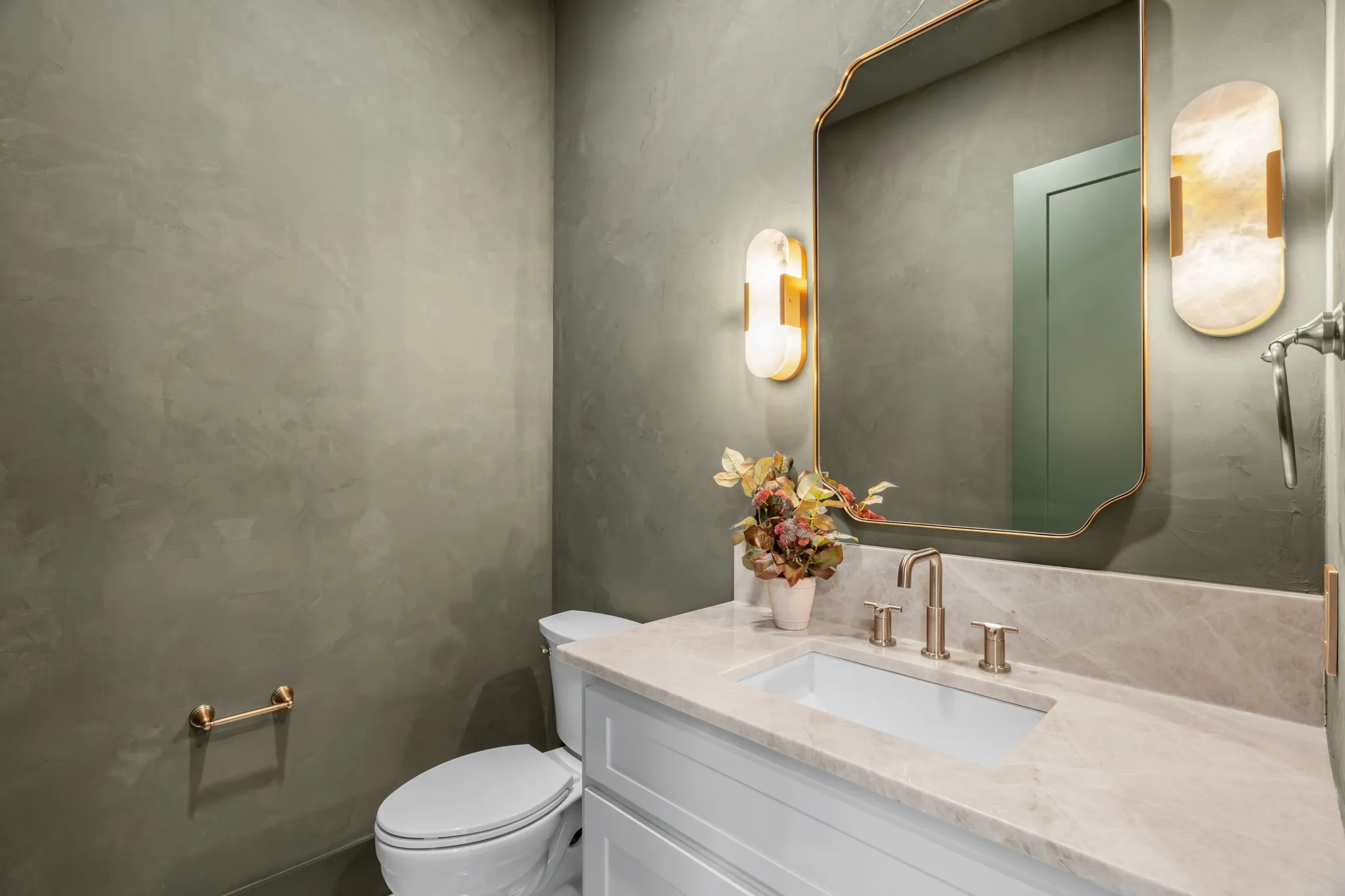 Powder half bath