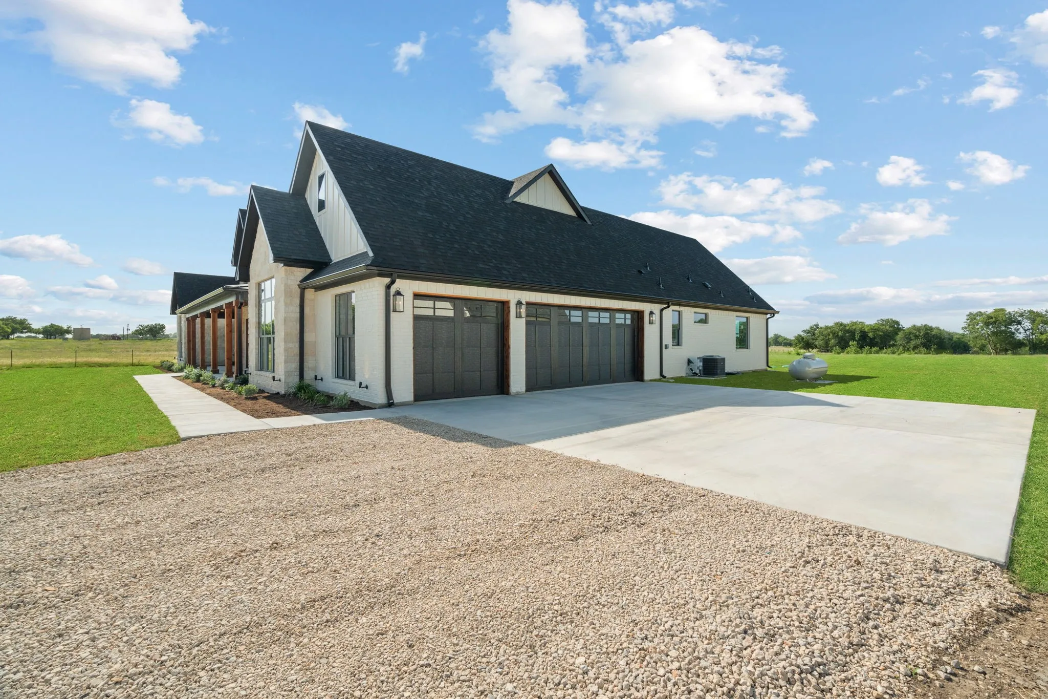 3 Car Garage