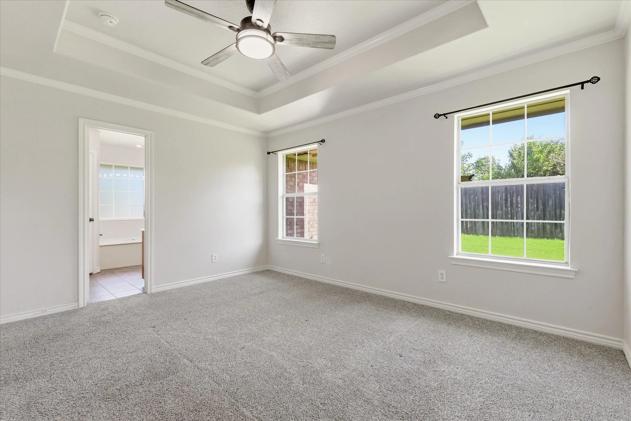 Single Family Residence For Sale in Denton County , 206 Mourning Dove Lane, Krum, Texas 76249, 3 Bedroom, 2 Bathroom, 2 Garage spaces, 1,322 Sqft, built in 2000, mls#21318594, Real Estate Agent in Krum, Homes For Sale in Denton county, Homes For Sale in Krum, Realtor in Krum Texas, Real Estate Brokerage Independent Realty Texas, Luminita Cordes Realtor
