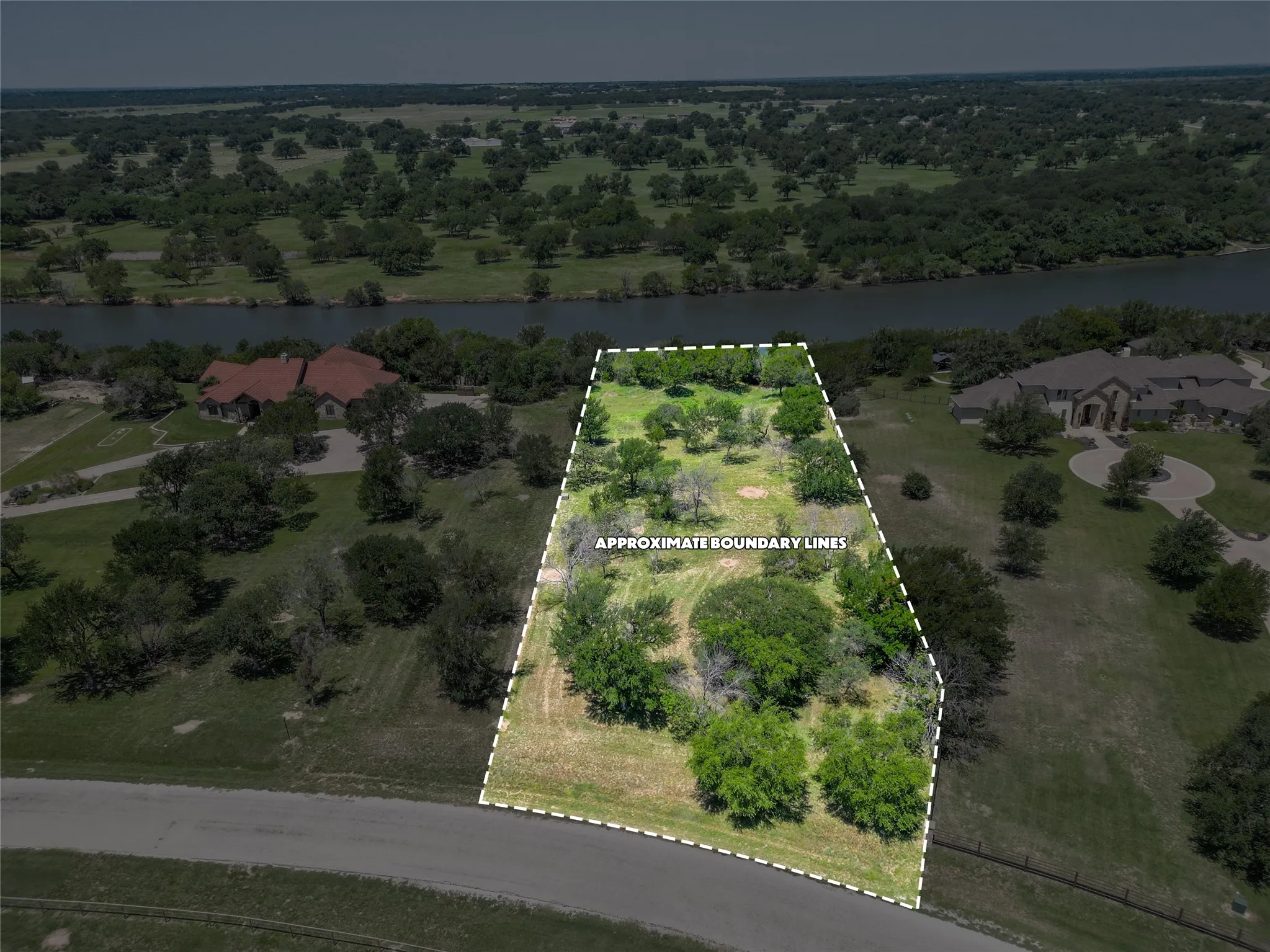 Approx. boundary lines of property