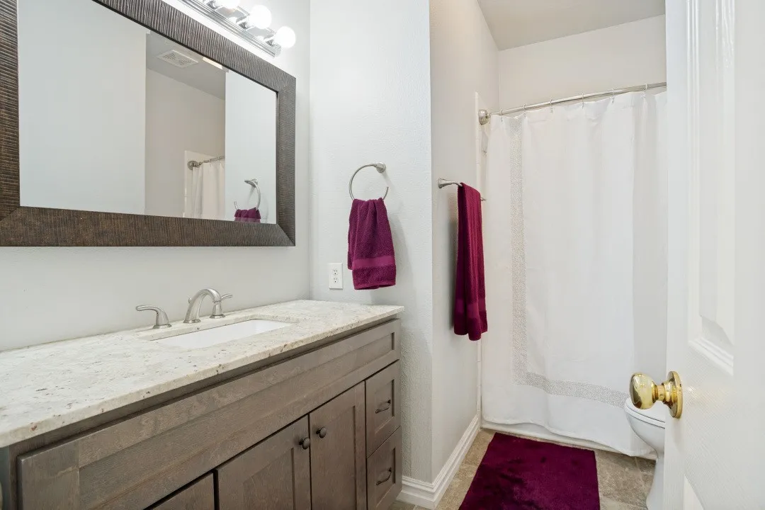 Single Family Residence For Sale in Collin County , 6101 Berkshire Road, Mc Kinney, Texas 75072, 4 Bedroom, 2 Bathroom, 2 Garage spaces, 1,890 Sqft, built in 2000, mls#21314530, Real Estate Agent in Mc Kinney, Homes For Sale in Collin county, Homes For Sale in Mc Kinney, Realtor in Mc Kinney Texas, Real Estate Brokerage Independent Realty Texas, Luminita Cordes Realtor