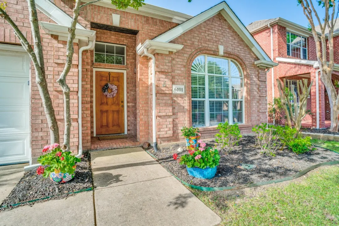 WELCOME HOME!