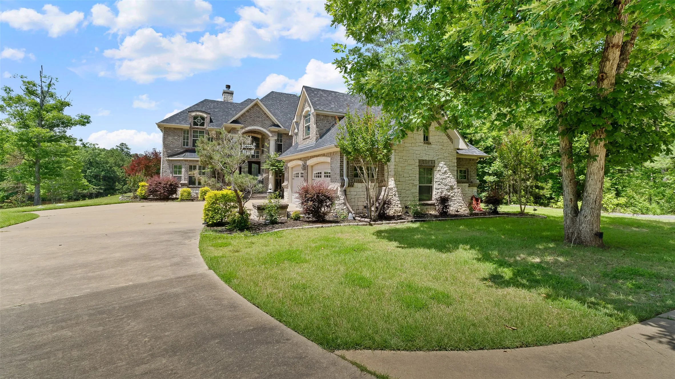 Single Family Residence For Sale in Cass County , 1411 County Road 4120, Atlanta, Texas 75551, 4 Bedroom, 4 Bathroom, 3 Garage spaces, 3,810 Sqft, built in 2010, mls#21319700, Real Estate Agent in Atlanta, Homes For Sale in Cass county, Homes For Sale in Atlanta, Realtor in Atlanta Texas, Real Estate Brokerage Independent Realty Texas, Luminita Cordes Realtor