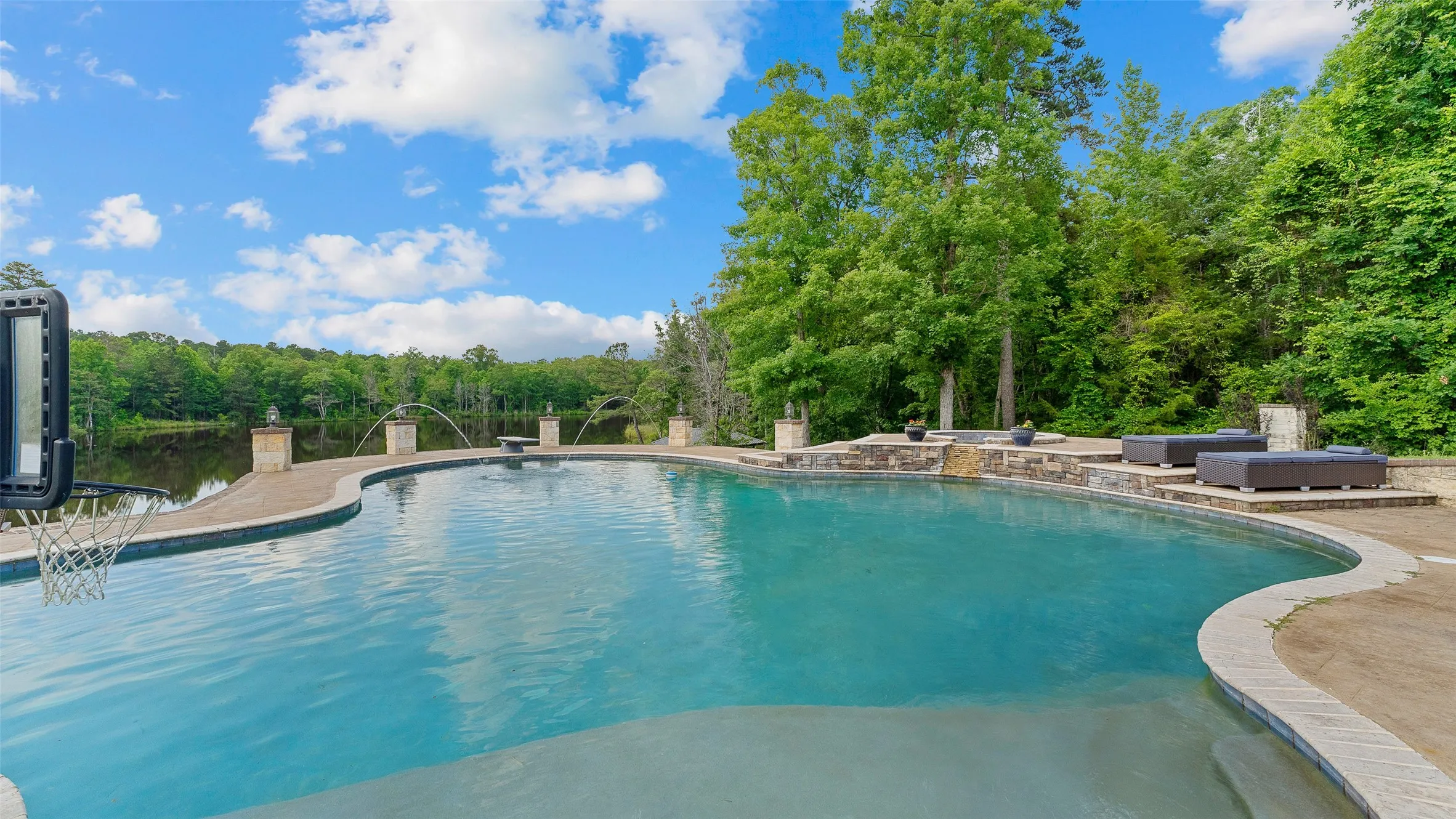 Single Family Residence For Sale in Cass County , 1411 County Road 4120, Atlanta, Texas 75551, 4 Bedroom, 4 Bathroom, 3 Garage spaces, 3,810 Sqft, built in 2010, mls#21319700, Real Estate Agent in Atlanta, Homes For Sale in Cass county, Homes For Sale in Atlanta, Realtor in Atlanta Texas, Real Estate Brokerage Independent Realty Texas, Luminita Cordes Realtor