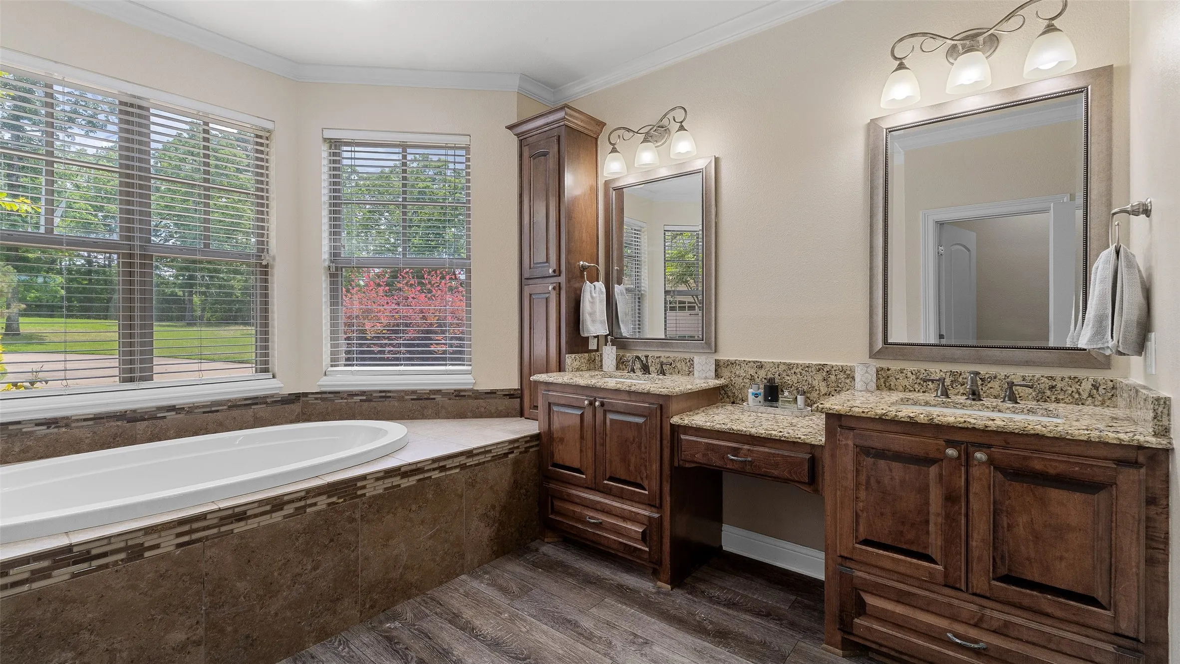 Single Family Residence For Sale in Cass County , 1411 County Road 4120, Atlanta, Texas 75551, 4 Bedroom, 4 Bathroom, 3 Garage spaces, 3,810 Sqft, built in 2010, mls#21319700, Real Estate Agent in Atlanta, Homes For Sale in Cass county, Homes For Sale in Atlanta, Realtor in Atlanta Texas, Real Estate Brokerage Independent Realty Texas, Luminita Cordes Realtor