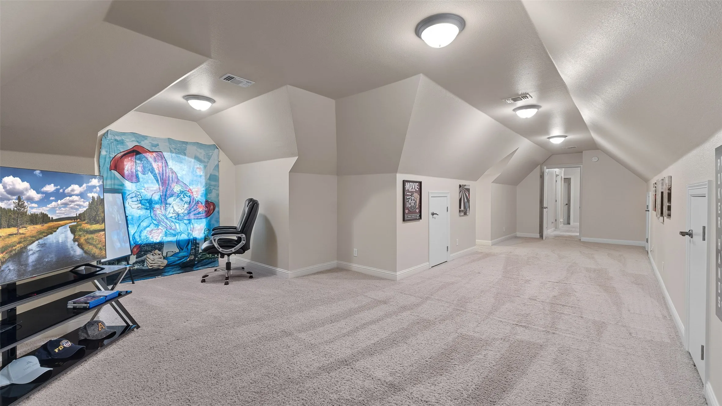 Single Family Residence For Sale in Cass County , 1411 County Road 4120, Atlanta, Texas 75551, 4 Bedroom, 4 Bathroom, 3 Garage spaces, 3,810 Sqft, built in 2010, mls#21319700, Real Estate Agent in Atlanta, Homes For Sale in Cass county, Homes For Sale in Atlanta, Realtor in Atlanta Texas, Real Estate Brokerage Independent Realty Texas, Luminita Cordes Realtor