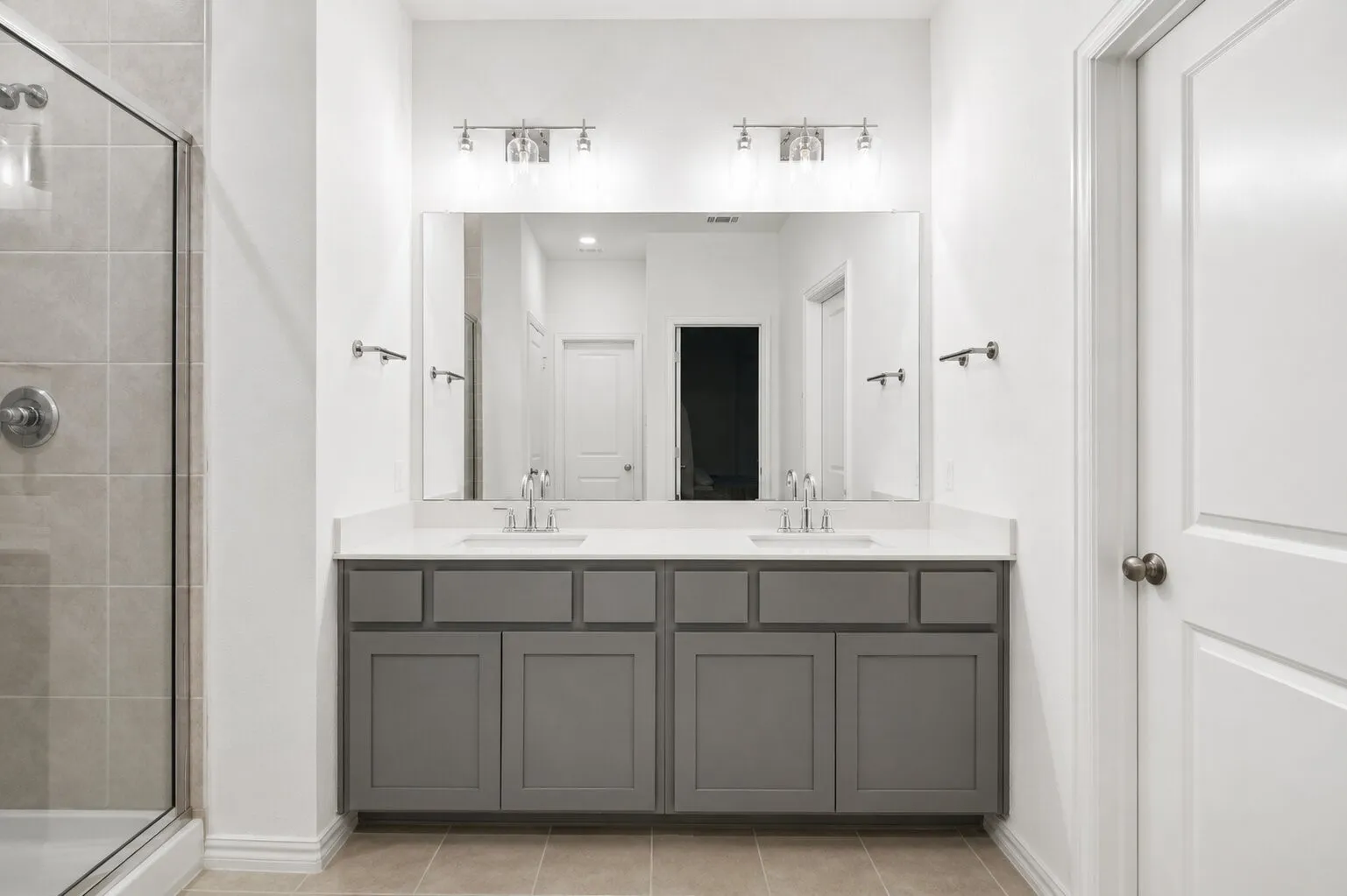 Townhouse For Sale in Dallas County , 3225 Switch Street, Sachse, Texas 75048, 3 Bedroom, 3 Bathroom, 2 Garage spaces, 1,950 Sqft, built in 2022, mls#21319388, Real Estate Agent in Sachse, Homes For Sale in Dallas county, Homes For Sale in Sachse, Realtor in Sachse Texas, Real Estate Brokerage Independent Realty Texas, Luminita Cordes Realtor