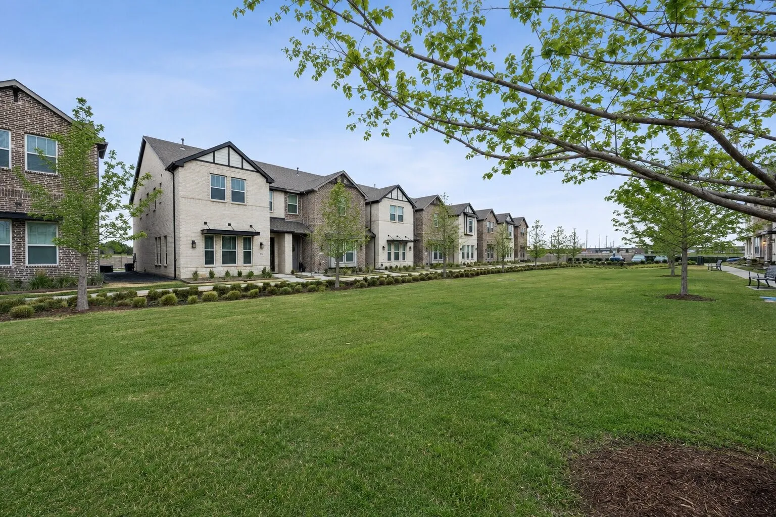 Townhouse For Sale in Dallas County , 3225 Switch Street, Sachse, Texas 75048, 3 Bedroom, 3 Bathroom, 2 Garage spaces, 1,950 Sqft, built in 2022, mls#21319388, Real Estate Agent in Sachse, Homes For Sale in Dallas county, Homes For Sale in Sachse, Realtor in Sachse Texas, Real Estate Brokerage Independent Realty Texas, Luminita Cordes Realtor
