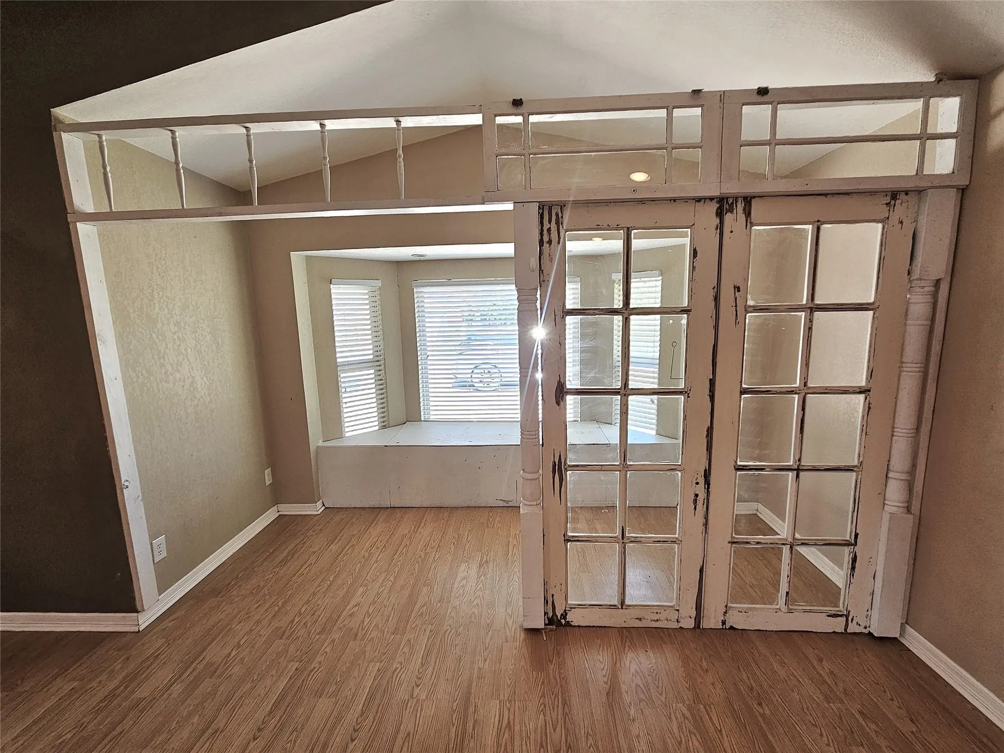Single Family Residence For Sale in Limestone County , 710 Cherry Drive, Groesbeck, Texas 76642, 3 Bedroom, 2 Bathroom, Garage spaces, 1,857 Sqft, built in 1989, mls#21318563, Real Estate Agent in Groesbeck, Homes For Sale in Limestone county, Homes For Sale in Groesbeck, Realtor in Groesbeck Texas, Real Estate Brokerage Independent Realty Texas, Luminita Cordes Realtor