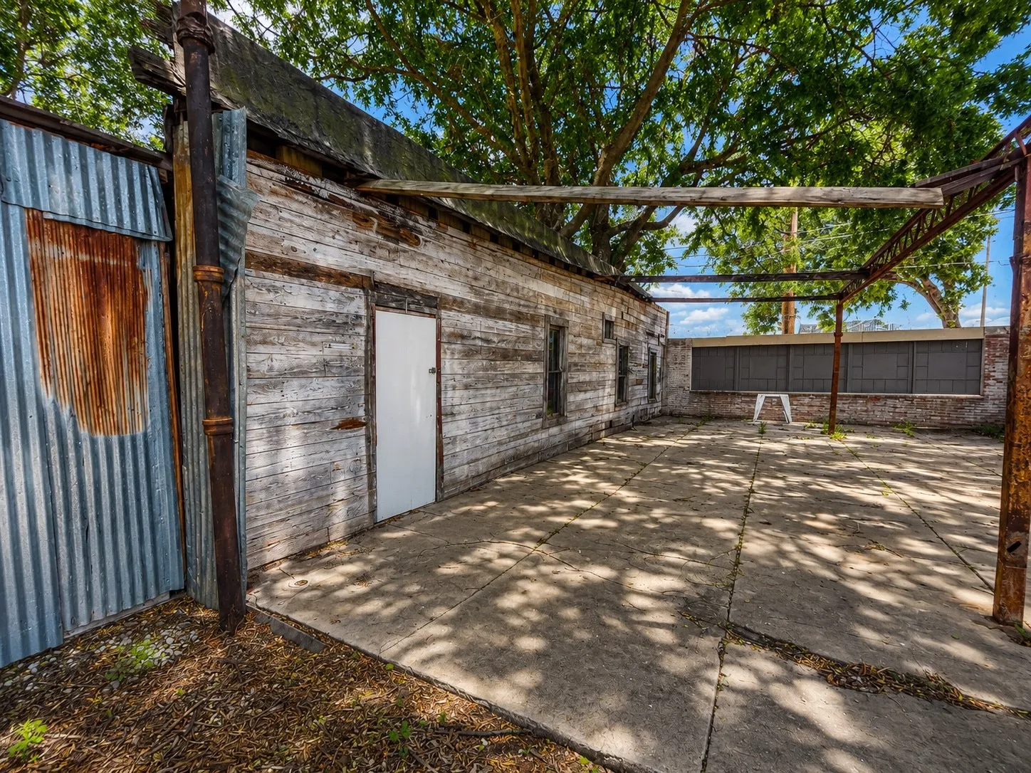 Business For Sale in Erath County , 304 S Patrick Street, Dublin, Texas 76446, 0, 0, Garage spaces, 0 Sqft, built in 0, Price $205,000, mls#21294299, Real Estate Agent in Dublin, Homes For Sale in Erath county, Homes For Sale in Dublin, Realtor in Dublin Texas, Real Estate Brokerage Independent Realty Texas, Luminita Cordes Realtor