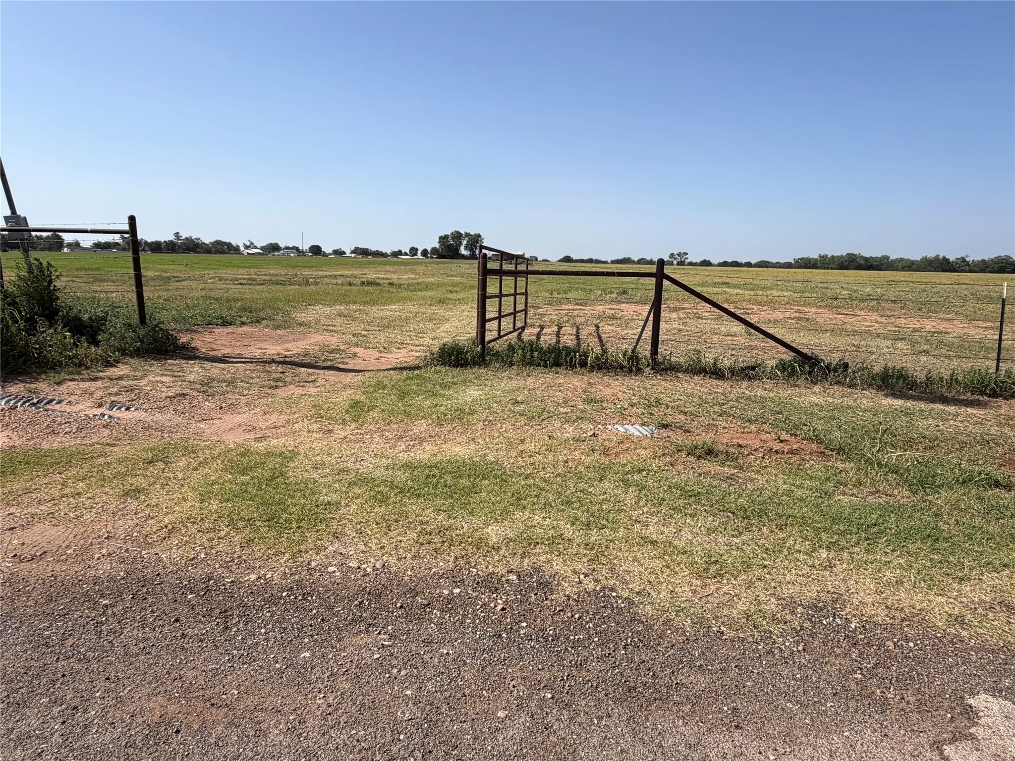 Improved Land For Sale in Knox County , 332 SW Railroad Ave, Knox City, Texas 79529, 0, 0, Garage spaces, 0 Sqft, built in 0, mls#21319761, Real Estate Agent in Knox City, Homes For Sale in Knox county, Homes For Sale in Knox City, Realtor in Knox City Texas, Real Estate Brokerage Independent Realty Texas, Luminita Cordes Realtor