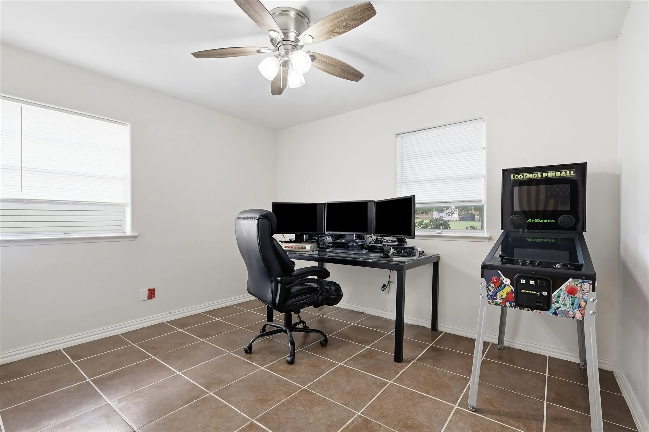 Single Family Residence For Sale in Collin County , 3005 18th Street, Plano, Texas 75074, 3 Bedroom, 1 Bathroom, 1 Garage spaces, 1,044 Sqft, built in 1962, mls#21319141, Real Estate Agent in Plano, Homes For Sale in Collin county, Homes For Sale in Plano, Realtor in Plano Texas, Real Estate Brokerage Independent Realty Texas, Luminita Cordes Realtor