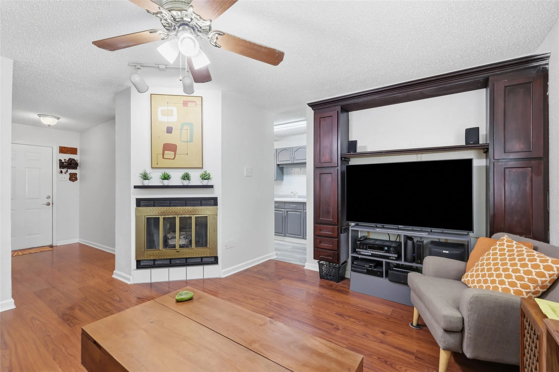 Single Family Residence For Sale in Collin County , 3005 18th Street, Plano, Texas 75074, 3 Bedroom, 1 Bathroom, 1 Garage spaces, 1,044 Sqft, built in 1962, mls#21319141, Real Estate Agent in Plano, Homes For Sale in Collin county, Homes For Sale in Plano, Realtor in Plano Texas, Real Estate Brokerage Independent Realty Texas, Luminita Cordes Realtor