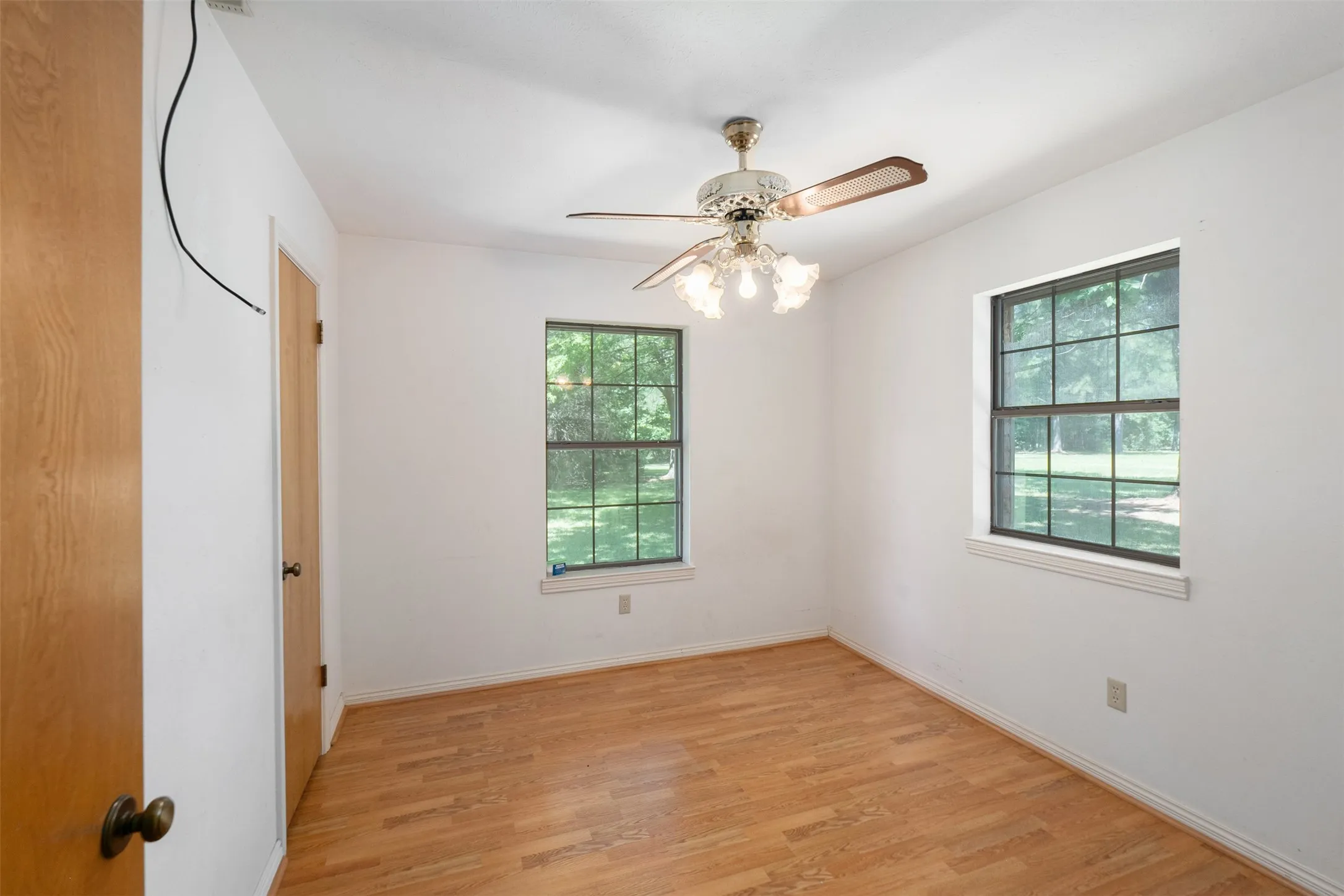 Single Family Residence For Sale in Van Zandt County , 741 VZ County Road 4134, Canton, Texas 75103, 3 Bedroom, 1 Bathroom, 2 Garage spaces, 1,491 Sqft, built in 1984, mls#21318274, Real Estate Agent in Canton, Homes For Sale in Van Zandt county, Homes For Sale in Canton, Realtor in Canton Texas, Real Estate Brokerage Independent Realty Texas, Luminita Cordes Realtor