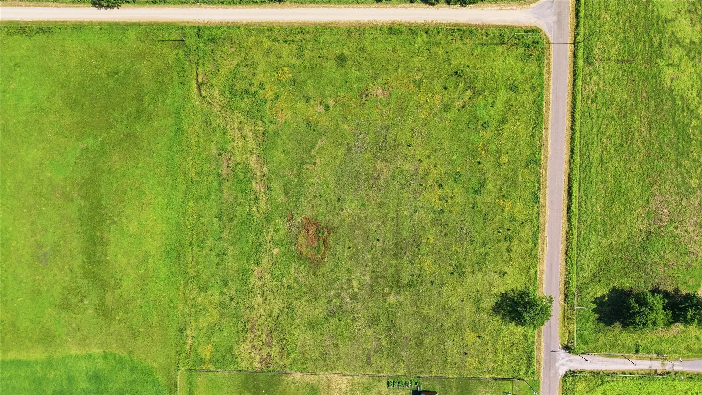 Unimproved Land For Sale in Grayson County , Lot 2 Dawkins Road, Collinsville, Texas 76233, 0, 0, Garage spaces, 0 Sqft, built in 0, mls#21315409, Real Estate Agent in Collinsville, Homes For Sale in Grayson county, Homes For Sale in Collinsville, Realtor in Collinsville Texas, Real Estate Brokerage Independent Realty Texas, Luminita Cordes Realtor