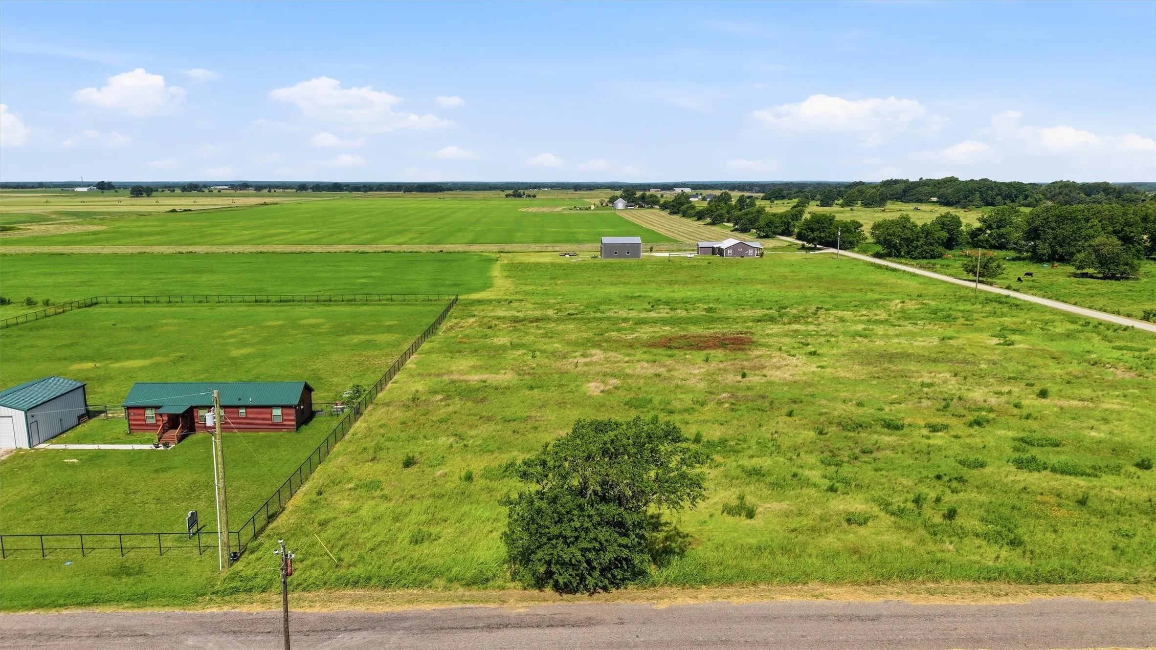 Unimproved Land For Sale in Grayson County , Lot 3 Dawkins Road, Collinsville, Texas 76233, 0, 0, Garage spaces, 0 Sqft, built in 0, mls#21315405, Real Estate Agent in Collinsville, Homes For Sale in Grayson county, Homes For Sale in Collinsville, Realtor in Collinsville Texas, Real Estate Brokerage Independent Realty Texas, Luminita Cordes Realtor