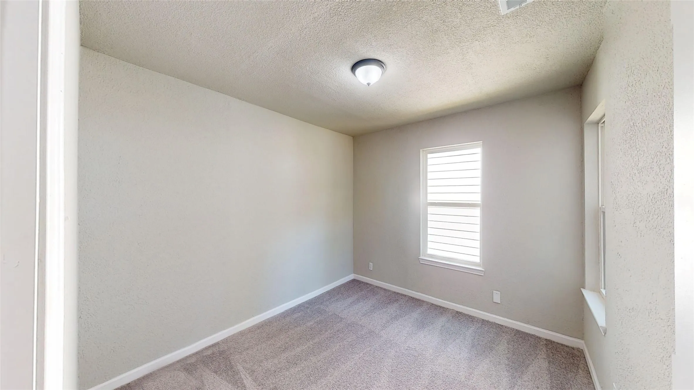 Single Family Residence For Sale in Tarrant County , 3725 Childress Street, Fort Worth, Texas 76119, 4 Bedroom, 2 Bathroom, Garage spaces, 1,283 Sqft, built in 1951, mls#21319590, Real Estate Agent in Fort Worth, Homes For Sale in Tarrant county, Homes For Sale in Fort Worth, Realtor in Fort Worth Texas, Real Estate Brokerage Independent Realty Texas, Luminita Cordes Realtor