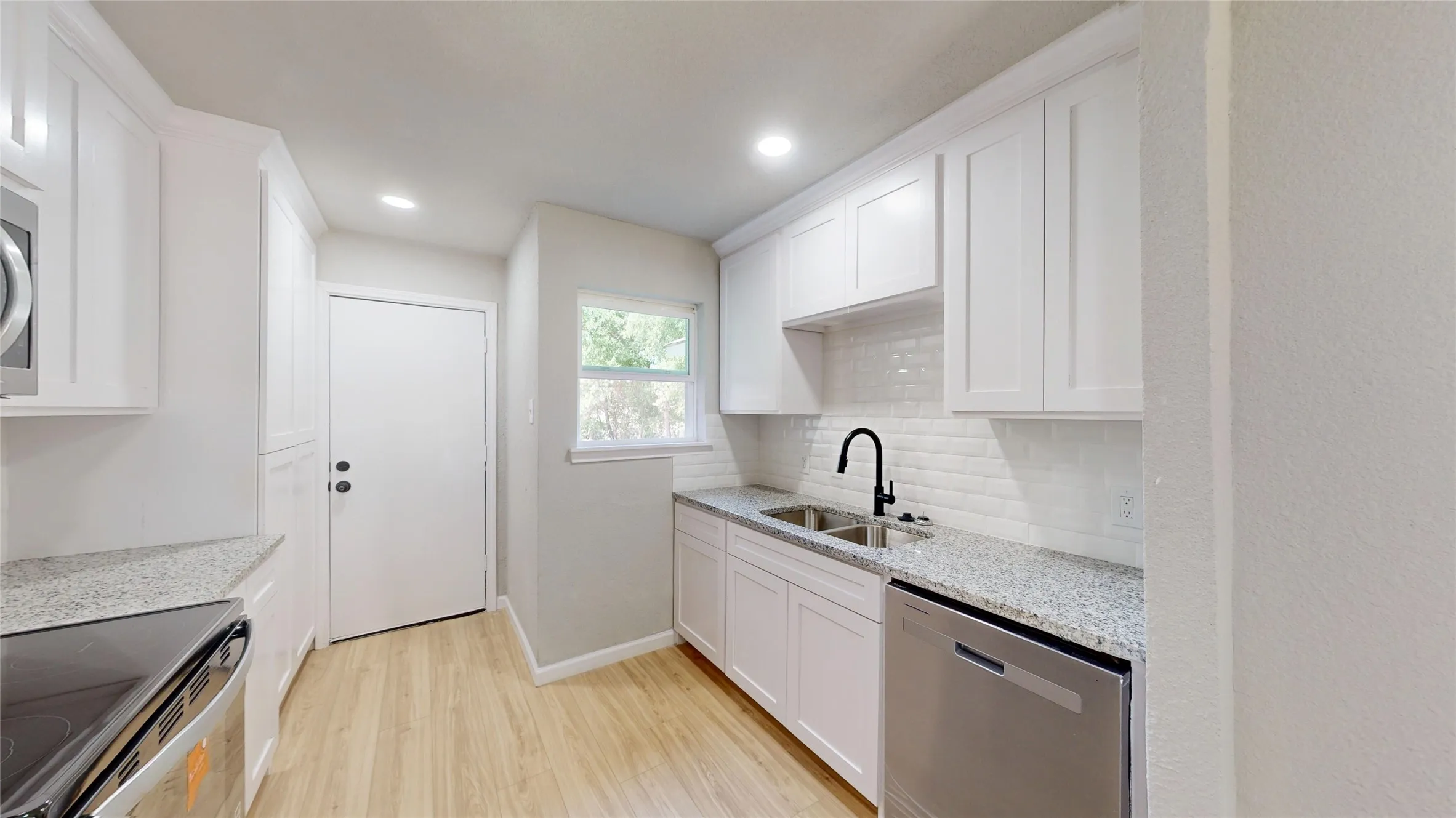 Single Family Residence For Sale in Tarrant County , 3725 Childress Street, Fort Worth, Texas 76119, 4 Bedroom, 2 Bathroom, Garage spaces, 1,283 Sqft, built in 1951, mls#21319590, Real Estate Agent in Fort Worth, Homes For Sale in Tarrant county, Homes For Sale in Fort Worth, Realtor in Fort Worth Texas, Real Estate Brokerage Independent Realty Texas, Luminita Cordes Realtor