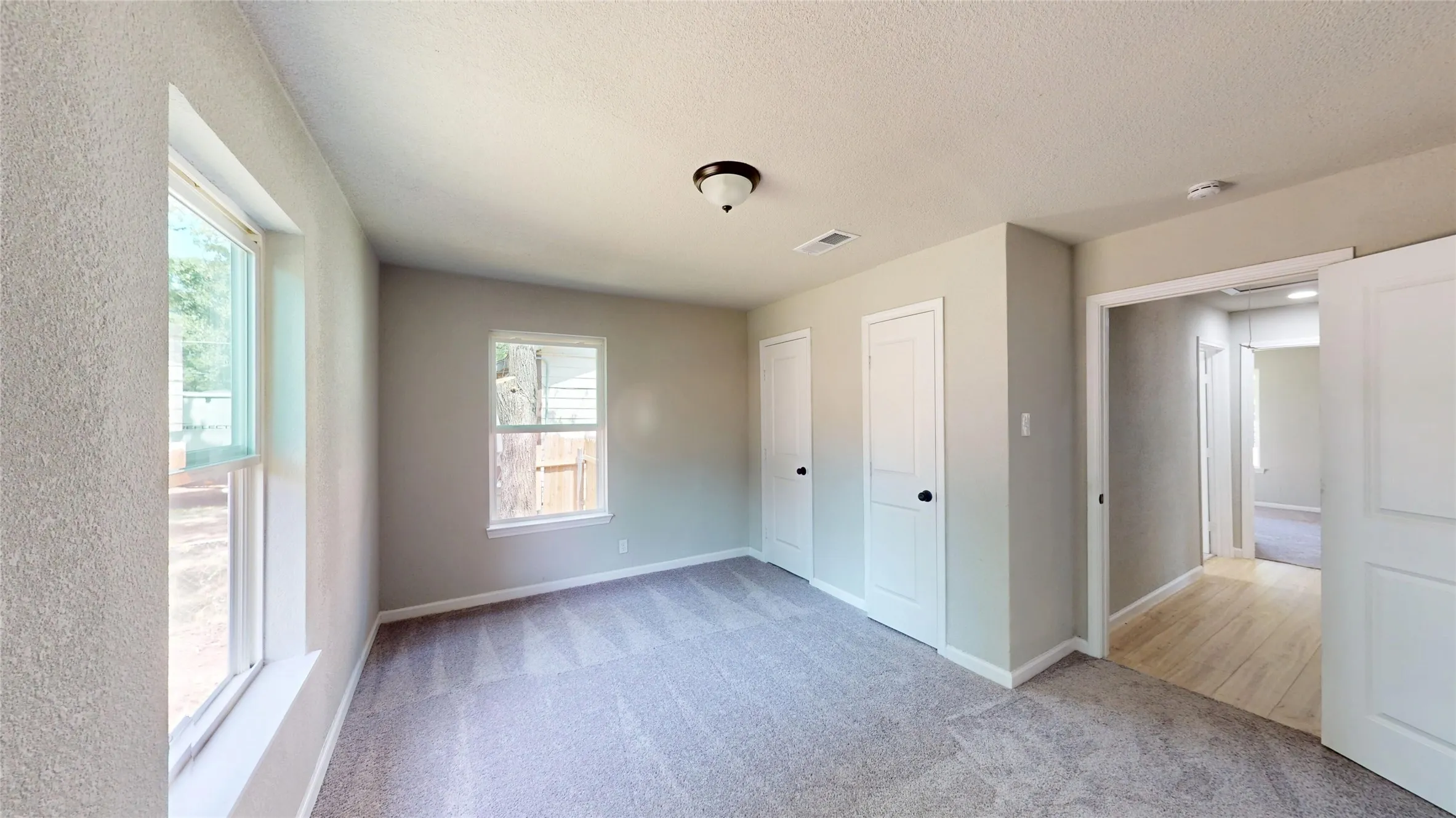 Single Family Residence For Sale in Tarrant County , 3725 Childress Street, Fort Worth, Texas 76119, 4 Bedroom, 2 Bathroom, Garage spaces, 1,283 Sqft, built in 1951, mls#21319590, Real Estate Agent in Fort Worth, Homes For Sale in Tarrant county, Homes For Sale in Fort Worth, Realtor in Fort Worth Texas, Real Estate Brokerage Independent Realty Texas, Luminita Cordes Realtor