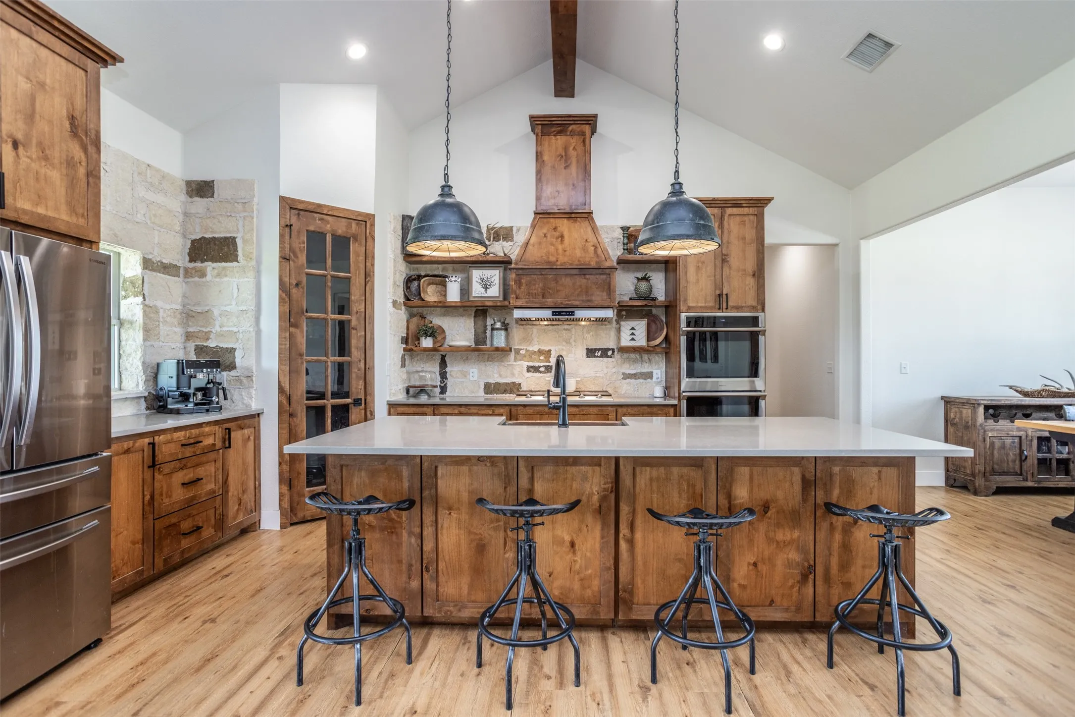 Single Family Residence For Sale in Cooke County , 405 County Road 156, Whitesboro, Texas 76273, 3 Bedroom, 3 Bathroom, Garage spaces, 2,397 Sqft, built in 2022, Price $925,000, mls#21319077, Real Estate Agent in Whitesboro, Homes For Sale in Cooke county, Homes For Sale in Whitesboro, Realtor in Whitesboro Texas, Real Estate Brokerage Independent Realty Texas, Luminita Cordes Realtor
