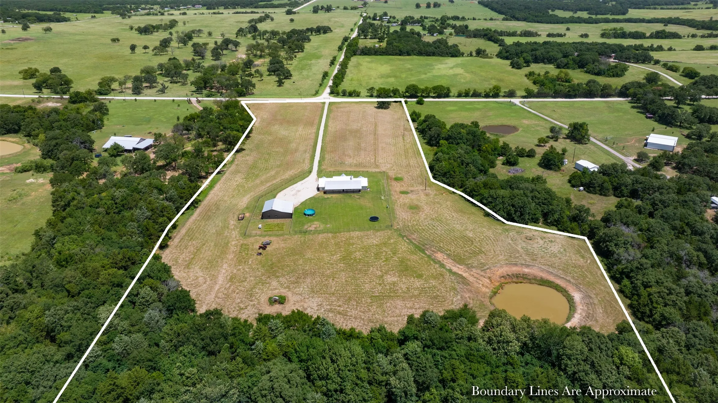 Single Family Residence For Sale in Cooke County , 405 County Road 156, Whitesboro, Texas 76273, 3 Bedroom, 3 Bathroom, Garage spaces, 2,397 Sqft, built in 2022, Price $925,000, mls#21319077, Real Estate Agent in Whitesboro, Homes For Sale in Cooke county, Homes For Sale in Whitesboro, Realtor in Whitesboro Texas, Real Estate Brokerage Independent Realty Texas, Luminita Cordes Realtor