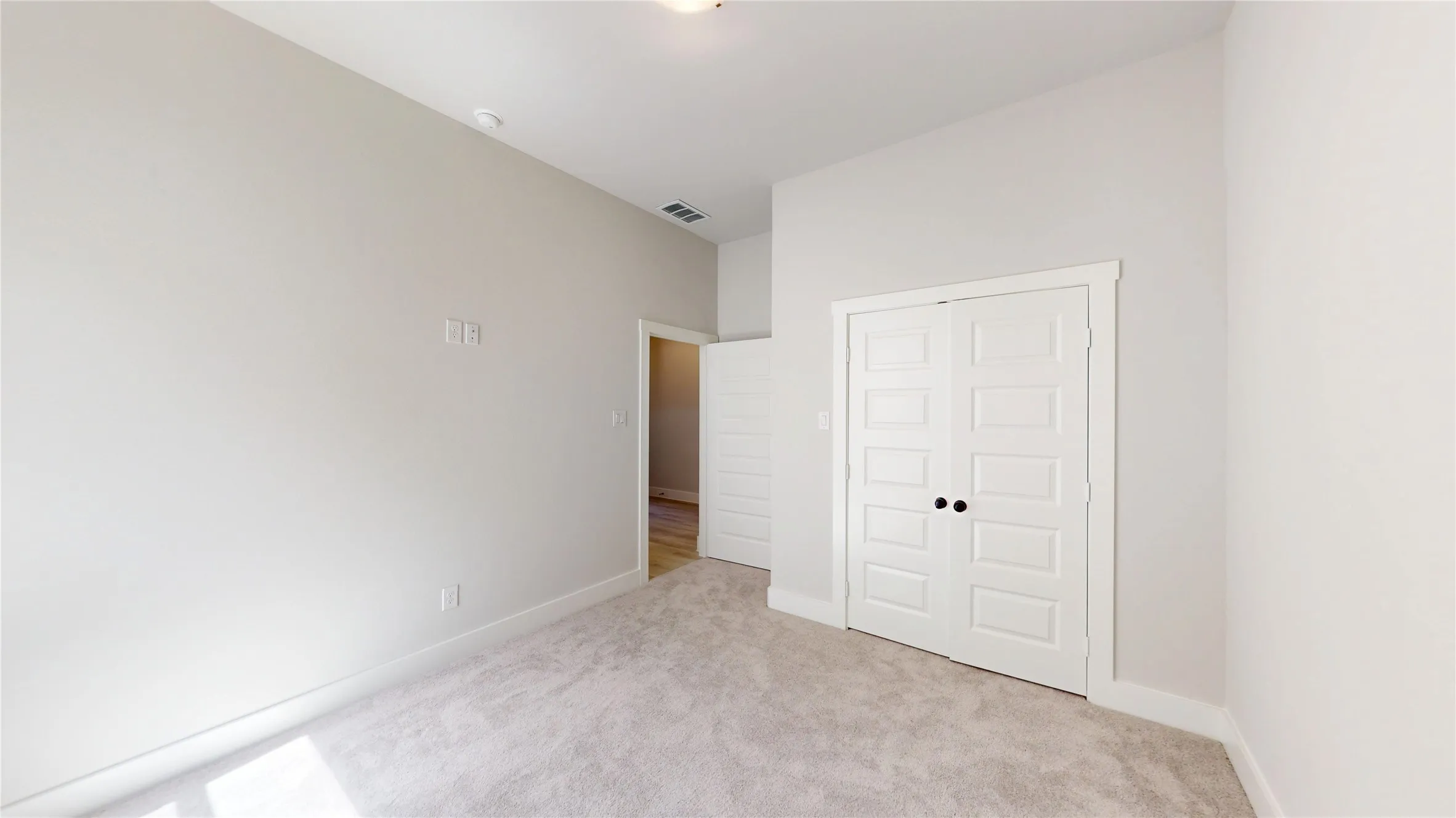 Single Family Residence For Sale in Tarrant County , 5624 Hiett Court, Fort Worth, Texas 76112, 4 Bedroom, 3 Bathroom, 2 Garage spaces, 1,979 Sqft, built in 2026, mls#21319702, Real Estate Agent in Fort Worth, Homes For Sale in Tarrant county, Homes For Sale in Fort Worth, Realtor in Fort Worth Texas, Real Estate Brokerage Independent Realty Texas, Luminita Cordes Realtor
