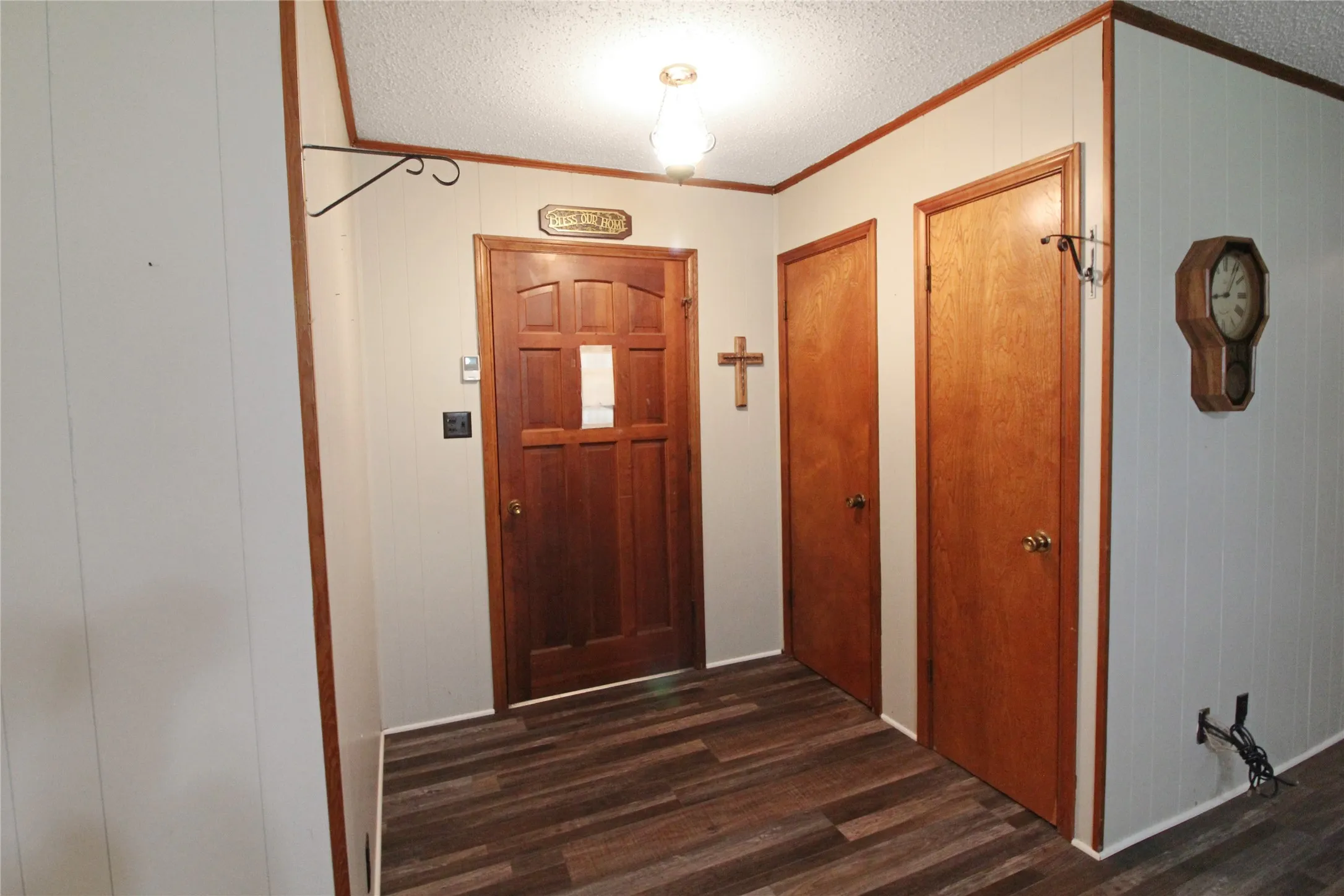 Single Family Residence For Sale in Kaufman County , 8769 S Fm 148, Scurry, Texas 75158, 3 Bedroom, 2 Bathroom, 2 Garage spaces, 1,246 Sqft, built in 1980, mls#21319759, Real Estate Agent in Scurry, Homes For Sale in Kaufman county, Homes For Sale in Scurry, Realtor in Scurry Texas, Real Estate Brokerage Independent Realty Texas, Luminita Cordes Realtor