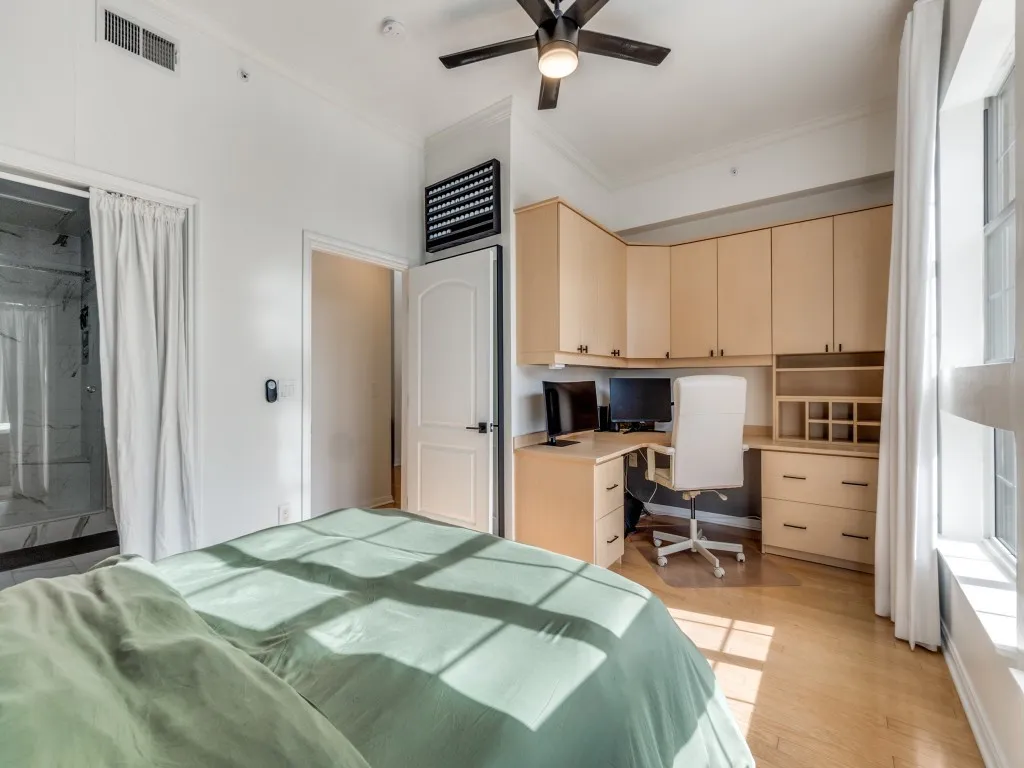 Condominium For Sale in Dallas County , 3225 Turtle Creek Boulevard 1235, Dallas, Texas 75219, 1 Bedroom, 1 Bathroom, 2 Garage spaces, 841 Sqft, built in 1998, mls#21318736, Real Estate Agent in Dallas, Homes For Sale in Dallas county, Homes For Sale in Dallas, Realtor in Dallas Texas, Real Estate Brokerage Independent Realty Texas, Luminita Cordes Realtor