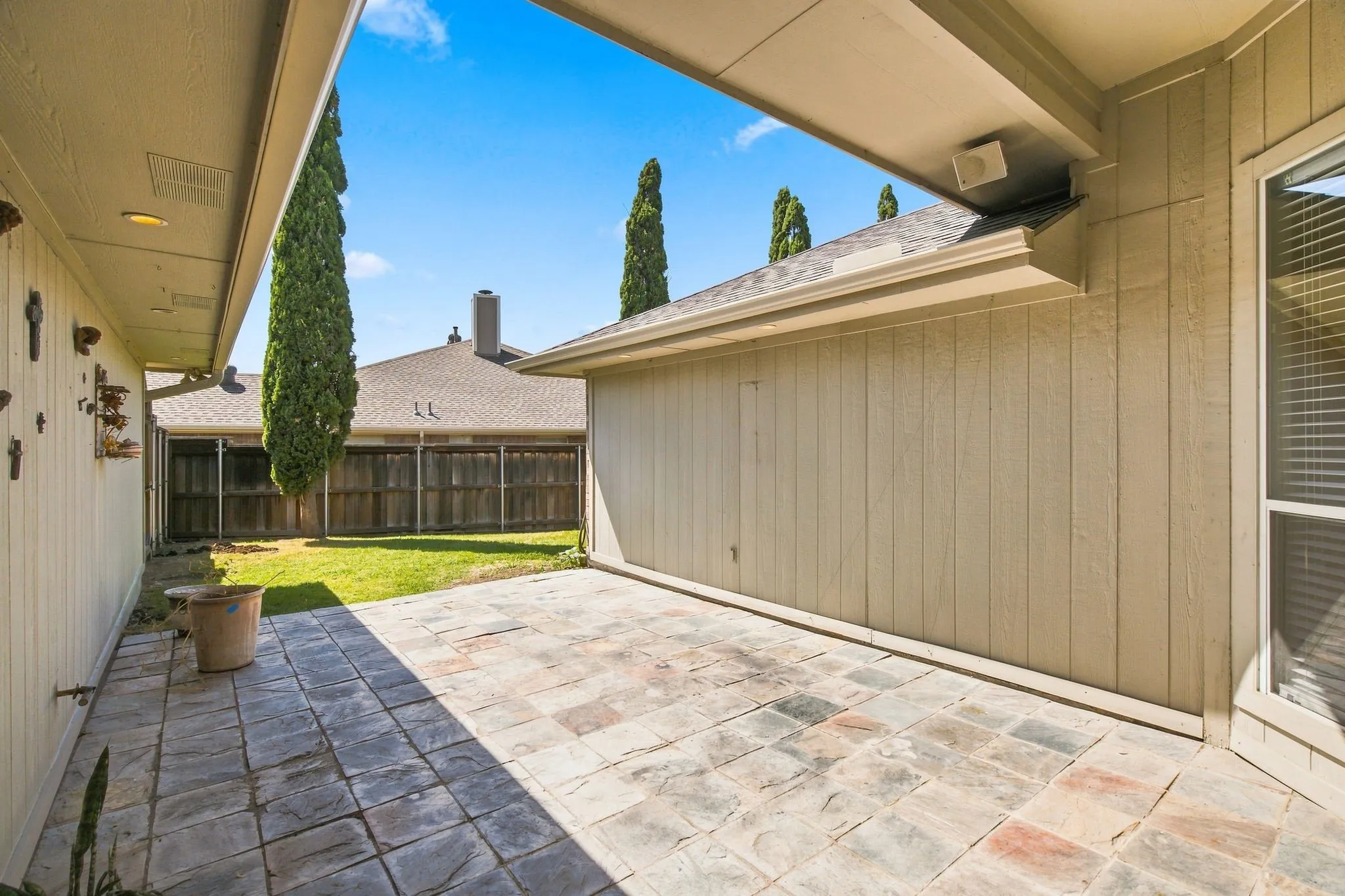 Single Family Residence For Sale in Collin County , 740 Amhurst Court, Allen, Texas 75002, 4 Bedroom, 3 Bathroom, 2 Garage spaces, 2,280 Sqft, built in 1999, mls#21319862, Real Estate Agent in Allen, Homes For Sale in Collin county, Homes For Sale in Allen, Realtor in Allen Texas, Real Estate Brokerage Independent Realty Texas, Luminita Cordes Realtor