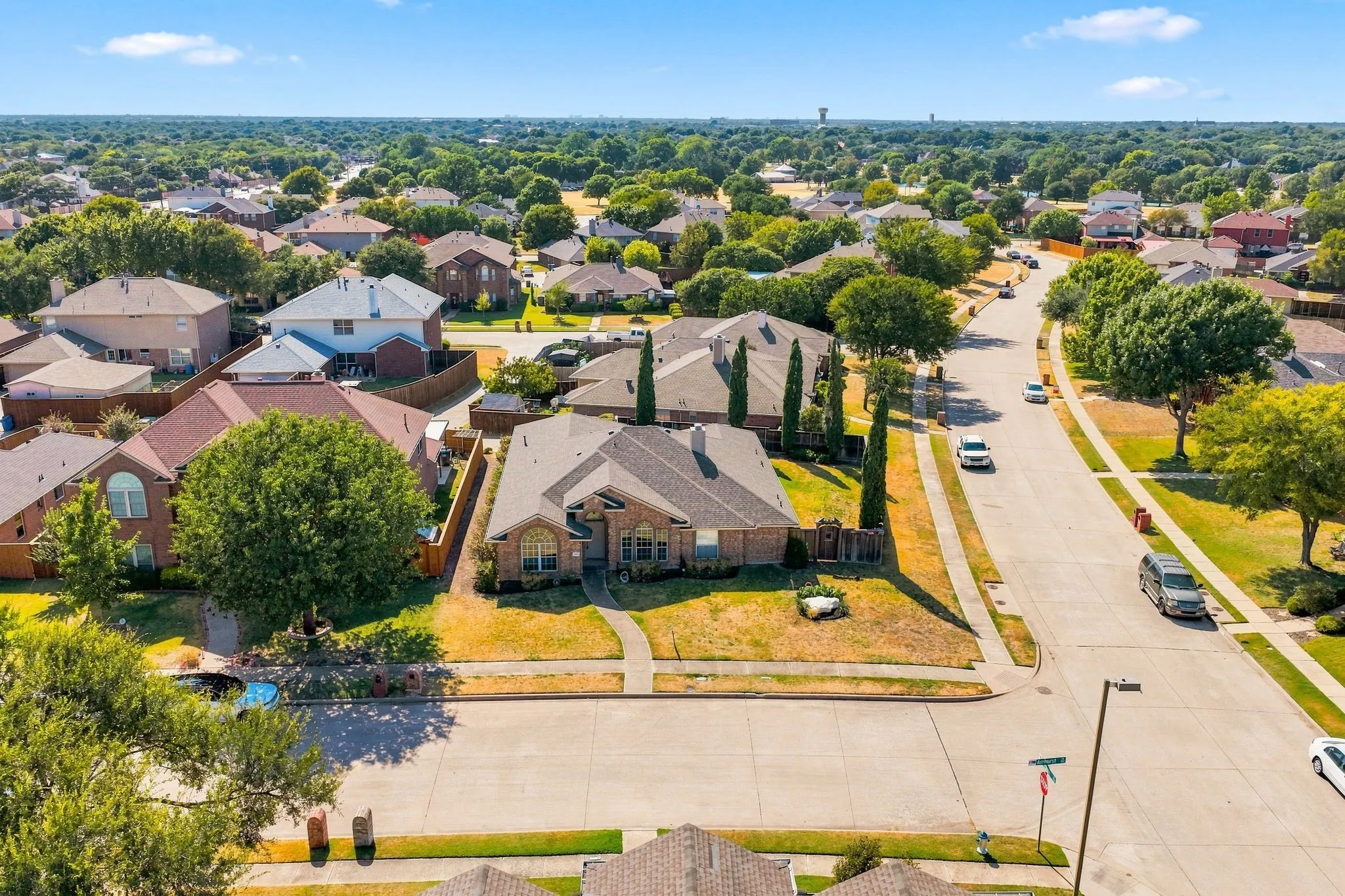 Single Family Residence For Sale in Collin County , 740 Amhurst Court, Allen, Texas 75002, 4 Bedroom, 3 Bathroom, 2 Garage spaces, 2,280 Sqft, built in 1999, mls#21319862, Real Estate Agent in Allen, Homes For Sale in Collin county, Homes For Sale in Allen, Realtor in Allen Texas, Real Estate Brokerage Independent Realty Texas, Luminita Cordes Realtor