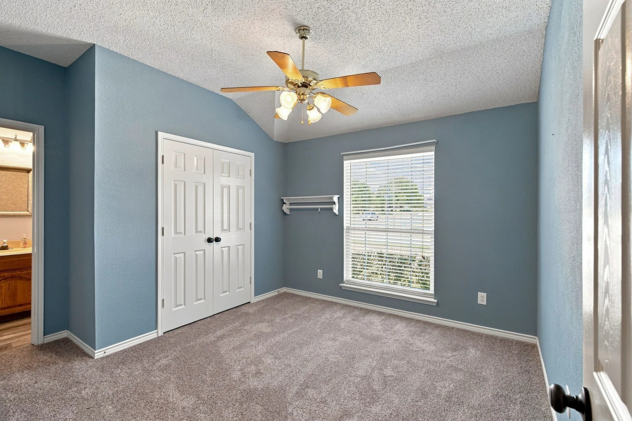 Single Family Residence For Sale in Collin County , 740 Amhurst Court, Allen, Texas 75002, 4 Bedroom, 3 Bathroom, 2 Garage spaces, 2,280 Sqft, built in 1999, mls#21319862, Real Estate Agent in Allen, Homes For Sale in Collin county, Homes For Sale in Allen, Realtor in Allen Texas, Real Estate Brokerage Independent Realty Texas, Luminita Cordes Realtor
