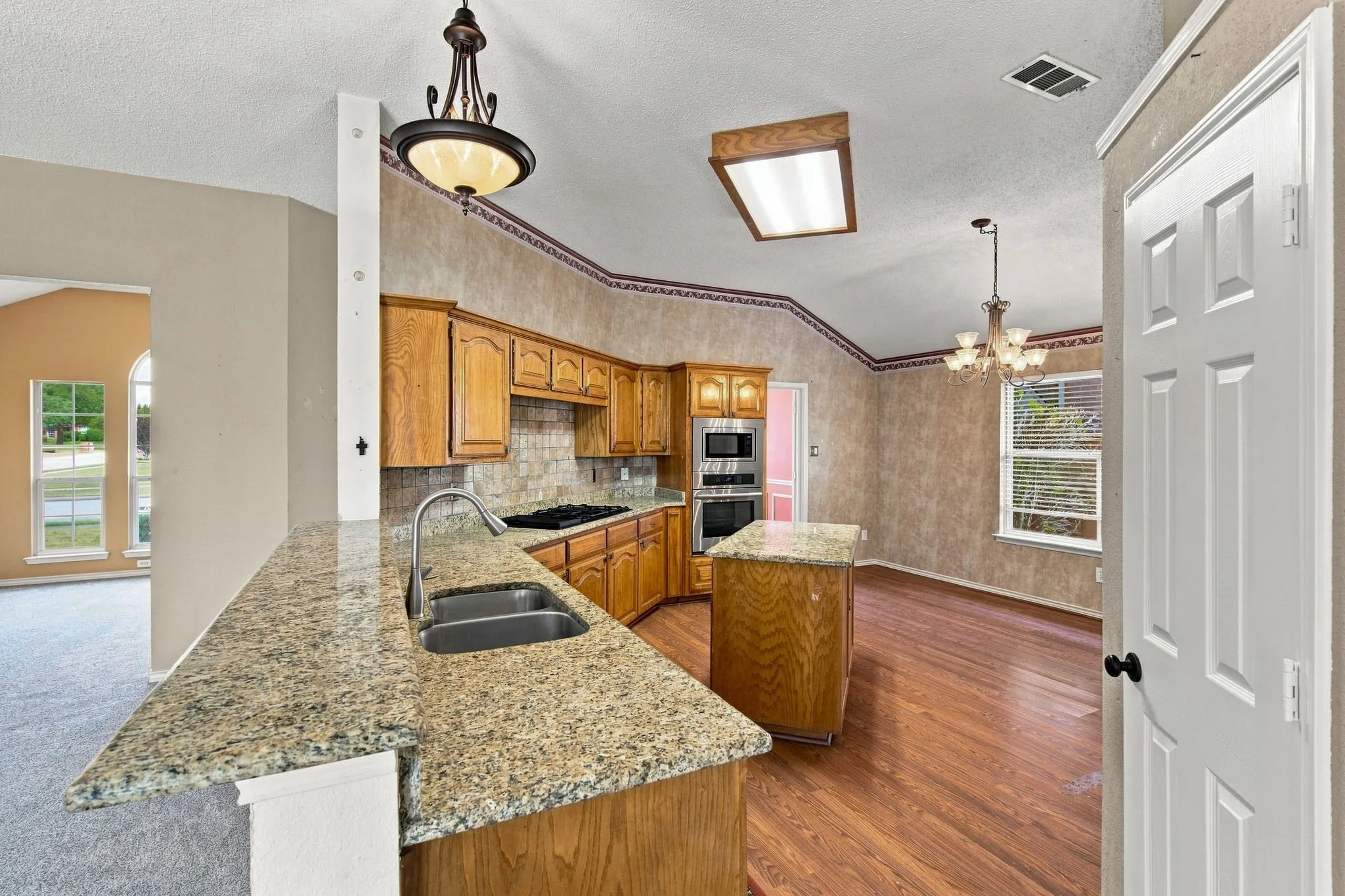 Single Family Residence For Sale in Collin County , 740 Amhurst Court, Allen, Texas 75002, 4 Bedroom, 3 Bathroom, 2 Garage spaces, 2,280 Sqft, built in 1999, mls#21319862, Real Estate Agent in Allen, Homes For Sale in Collin county, Homes For Sale in Allen, Realtor in Allen Texas, Real Estate Brokerage Independent Realty Texas, Luminita Cordes Realtor