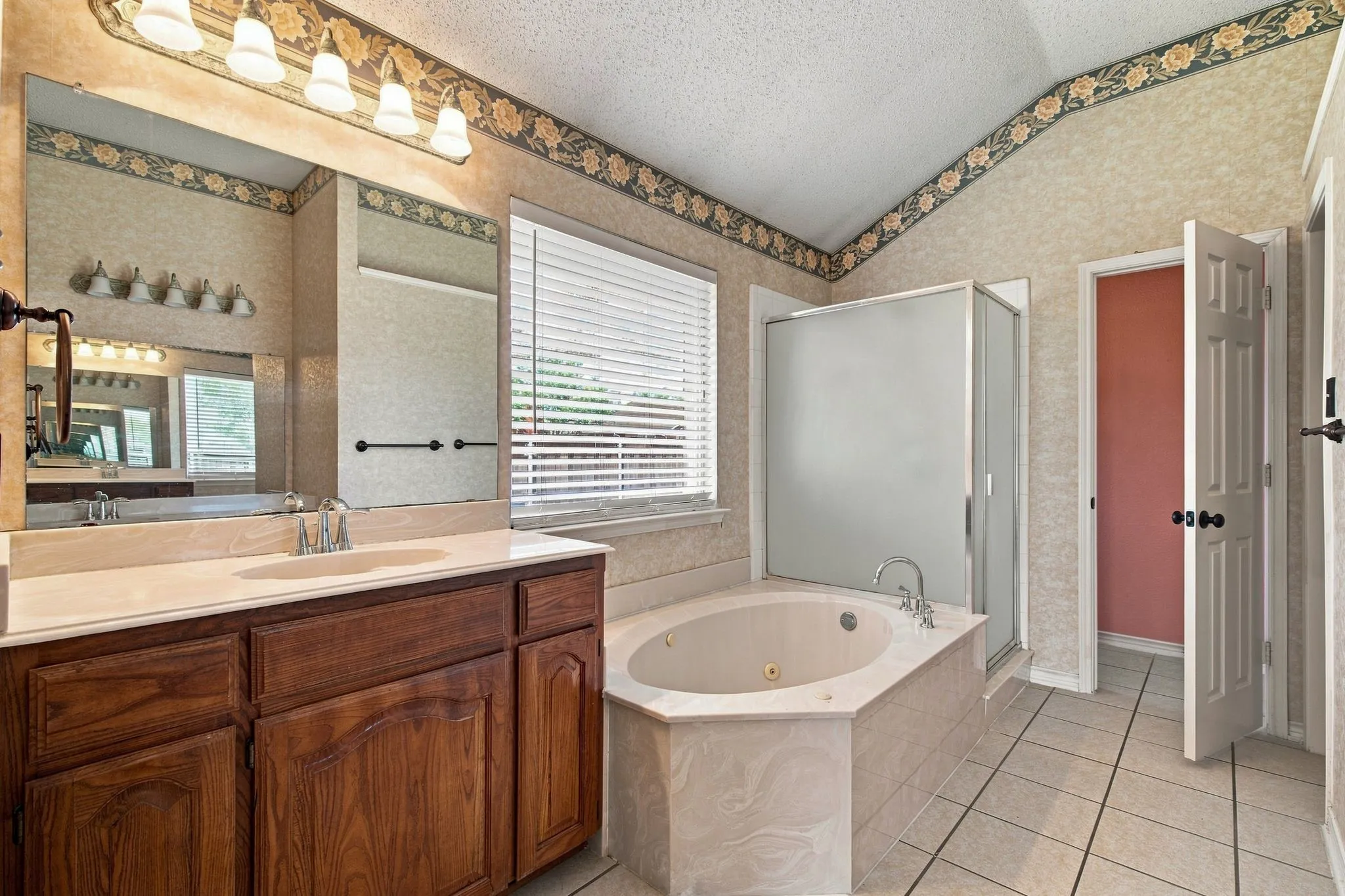Single Family Residence For Sale in Collin County , 740 Amhurst Court, Allen, Texas 75002, 4 Bedroom, 3 Bathroom, 2 Garage spaces, 2,280 Sqft, built in 1999, mls#21319862, Real Estate Agent in Allen, Homes For Sale in Collin county, Homes For Sale in Allen, Realtor in Allen Texas, Real Estate Brokerage Independent Realty Texas, Luminita Cordes Realtor