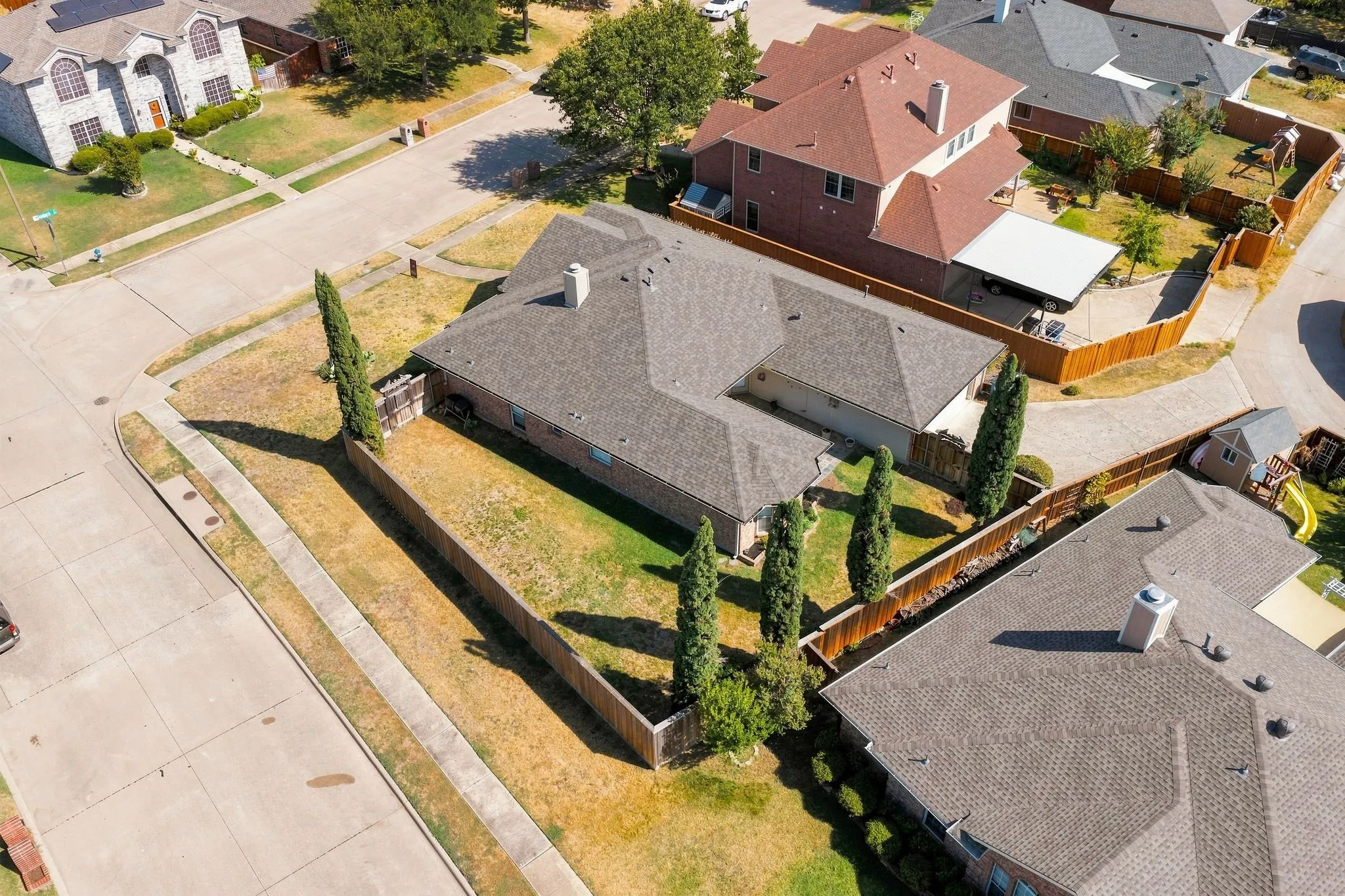 Single Family Residence For Sale in Collin County , 740 Amhurst Court, Allen, Texas 75002, 4 Bedroom, 3 Bathroom, 2 Garage spaces, 2,280 Sqft, built in 1999, mls#21319862, Real Estate Agent in Allen, Homes For Sale in Collin county, Homes For Sale in Allen, Realtor in Allen Texas, Real Estate Brokerage Independent Realty Texas, Luminita Cordes Realtor