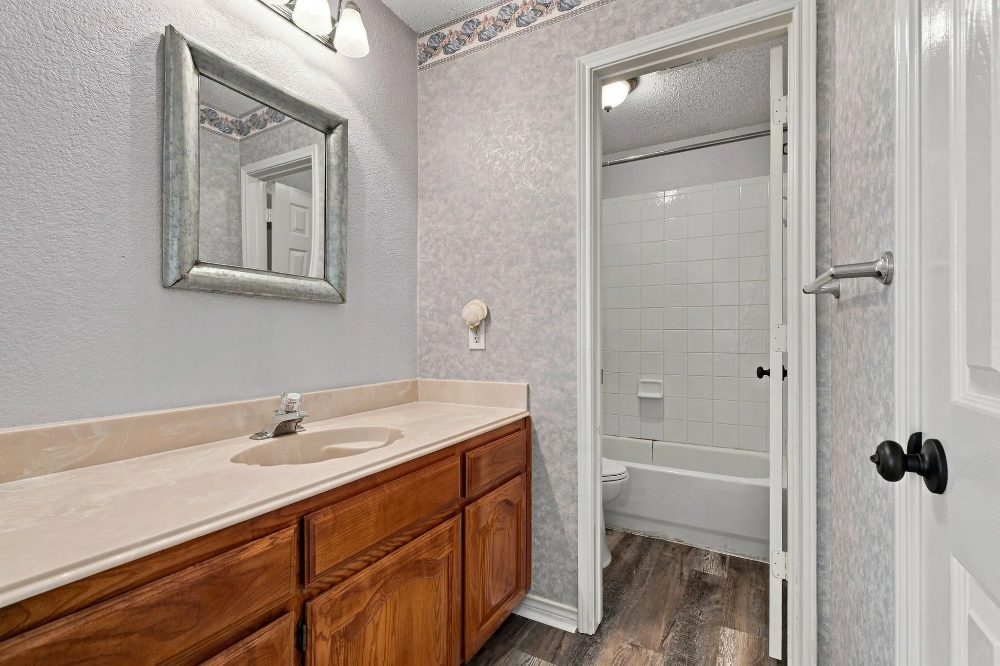 Single Family Residence For Sale in Collin County , 740 Amhurst Court, Allen, Texas 75002, 4 Bedroom, 3 Bathroom, 2 Garage spaces, 2,280 Sqft, built in 1999, mls#21319862, Real Estate Agent in Allen, Homes For Sale in Collin county, Homes For Sale in Allen, Realtor in Allen Texas, Real Estate Brokerage Independent Realty Texas, Luminita Cordes Realtor