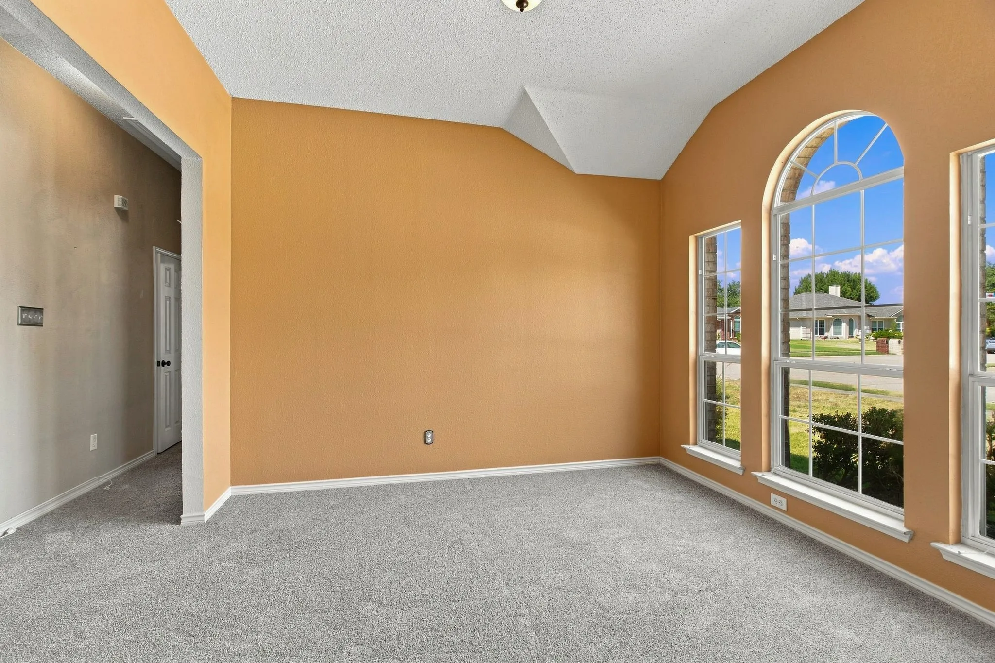 Single Family Residence For Sale in Collin County , 740 Amhurst Court, Allen, Texas 75002, 4 Bedroom, 3 Bathroom, 2 Garage spaces, 2,280 Sqft, built in 1999, mls#21319862, Real Estate Agent in Allen, Homes For Sale in Collin county, Homes For Sale in Allen, Realtor in Allen Texas, Real Estate Brokerage Independent Realty Texas, Luminita Cordes Realtor