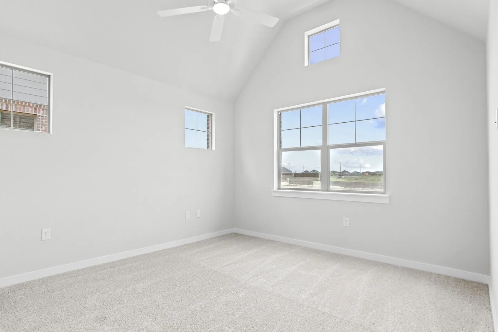 014-4623HawksTrail-OakPoint-TX-75068-PrimaryBedroom.jpg-SMALL