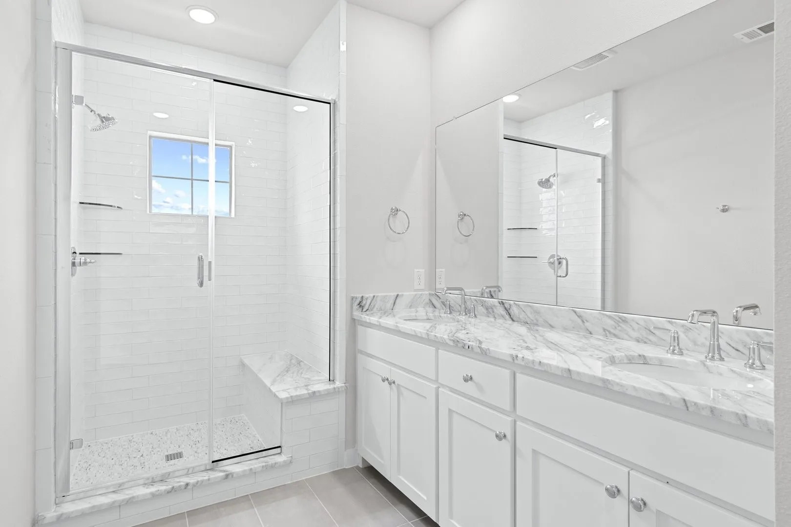 016-4623HawksTrail-OakPoint-TX-75068-PrimaryBathroom.jpg-SMALL