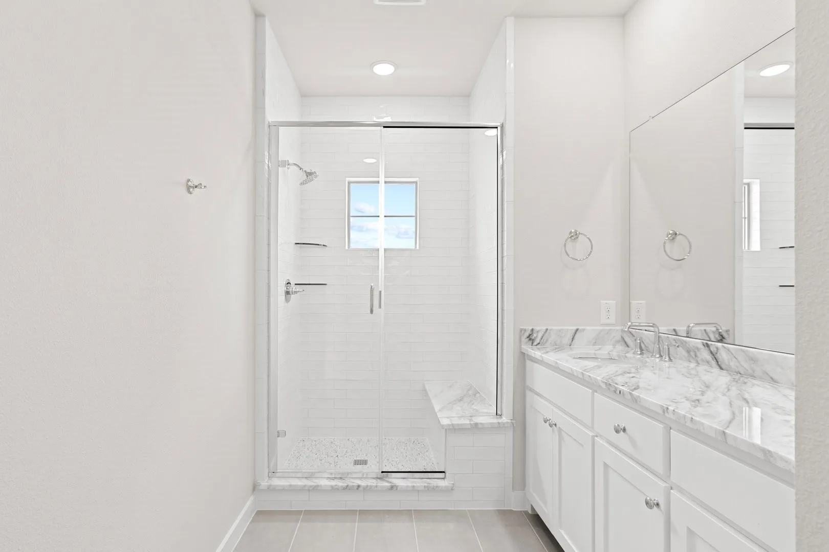017-4623HawksTrail-OakPoint-TX-75068-PrimaryBathroom.jpg-SMALL