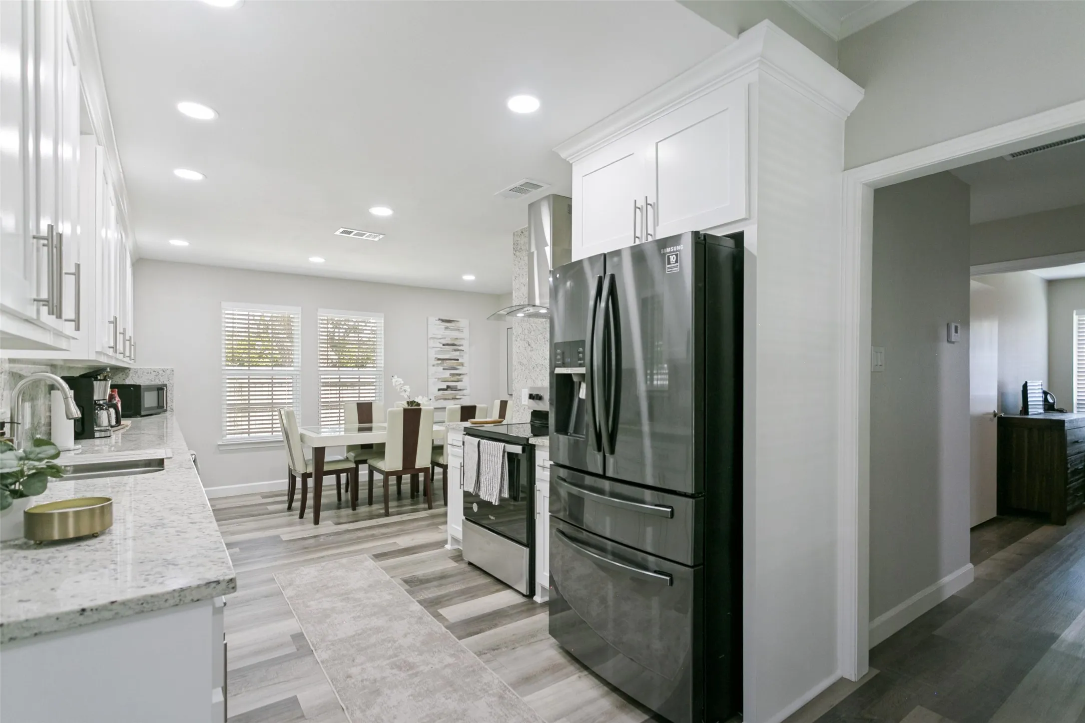Single Family Residence For Sale in Dallas County , 6709 Abilene Drive, Sachse, Texas 75048, 3 Bedrooms, 2 Bathrooms, 2 Garage spaces, 1,641 Sqft, built in 1983, Price $370,000, mls#21319149, Real Estate Agent in Sachse, Homes For Sale in Dallas county, Homes For Sale in Sachse, Realtor in Sachse Texas, Real Estate Brokerage Independent Realty Texas, Luminita Cordes Realtor